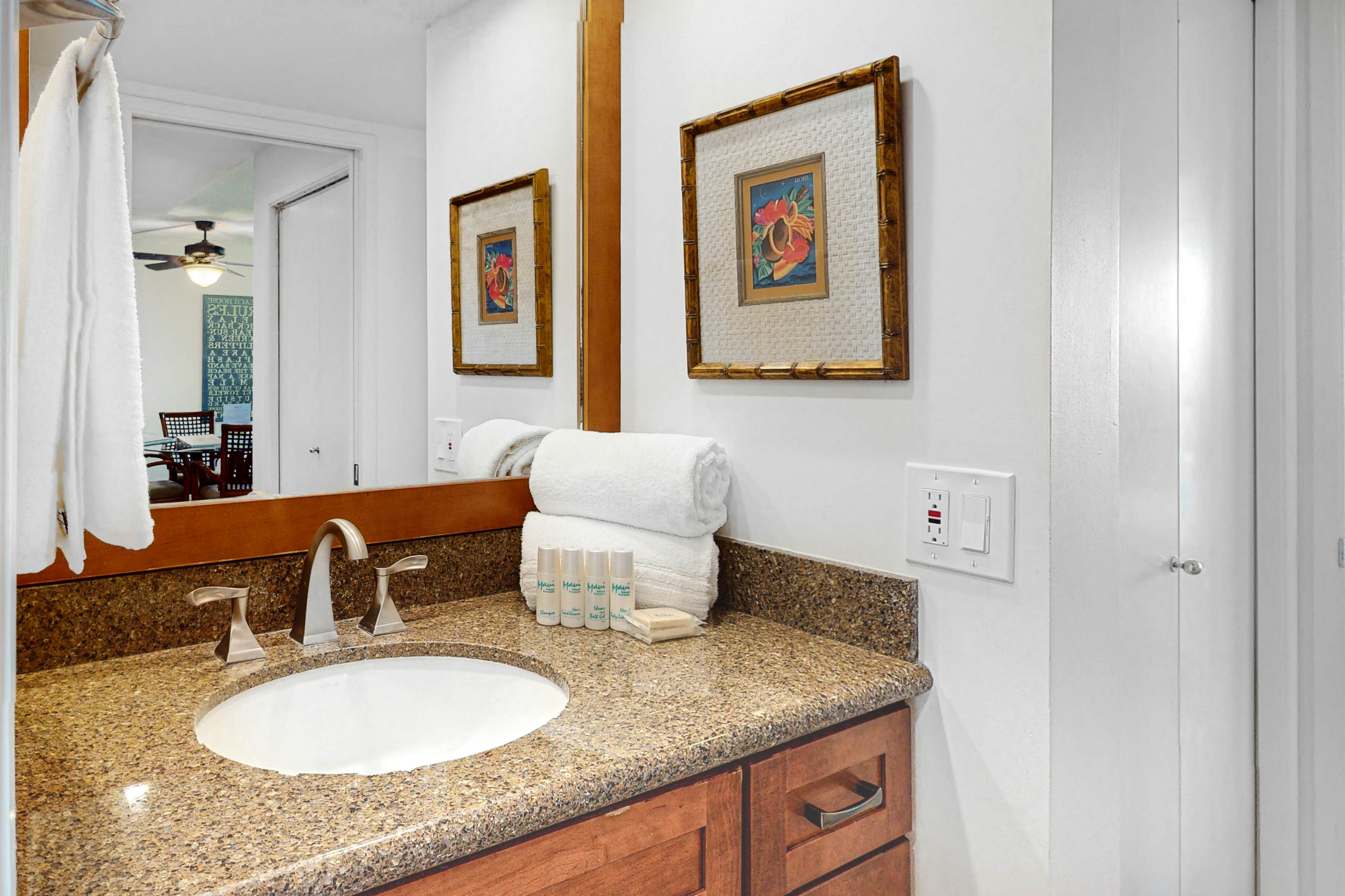 Maui Banyan Q408A & Q408