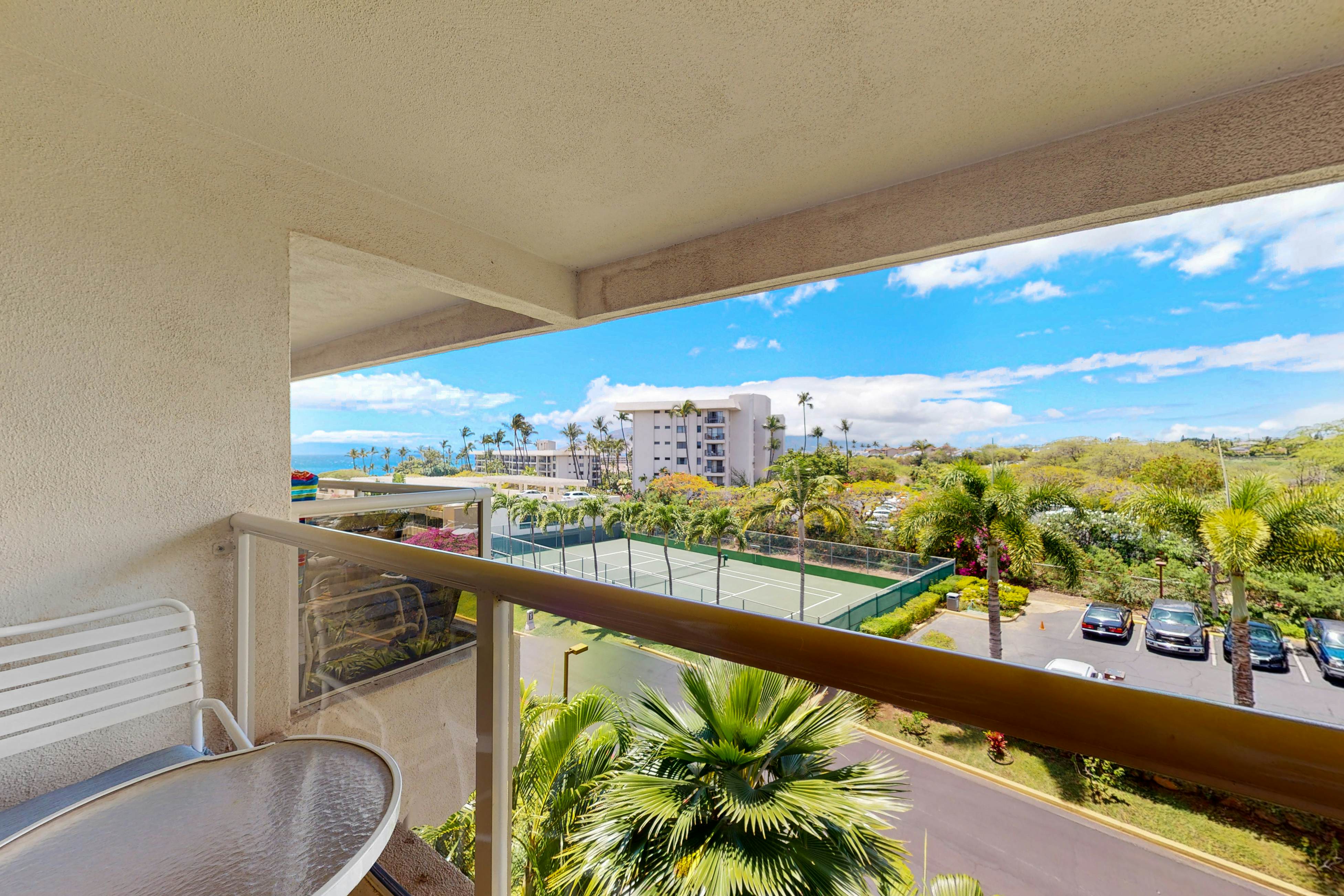 Maui Banyan Q408A & Q408