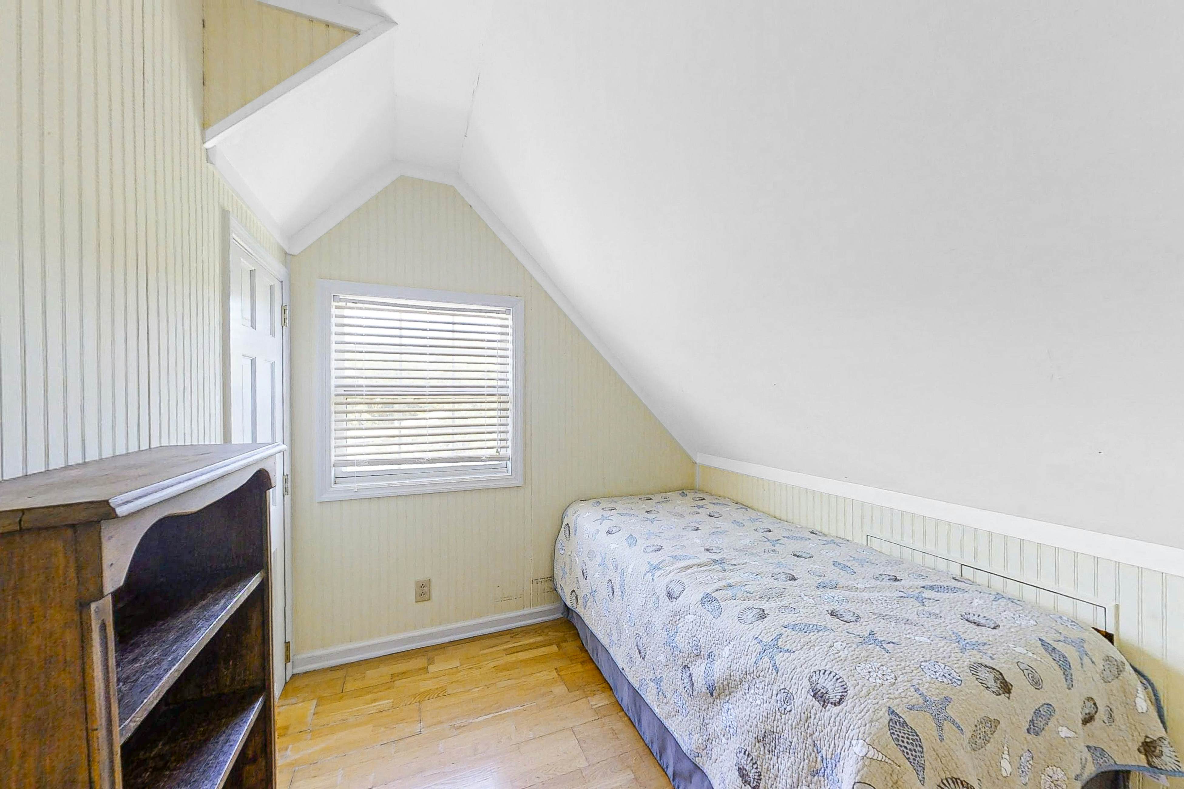 The Treehouse at 10th 2 BD Folly Beach, SC Vacation Rental Vacasa