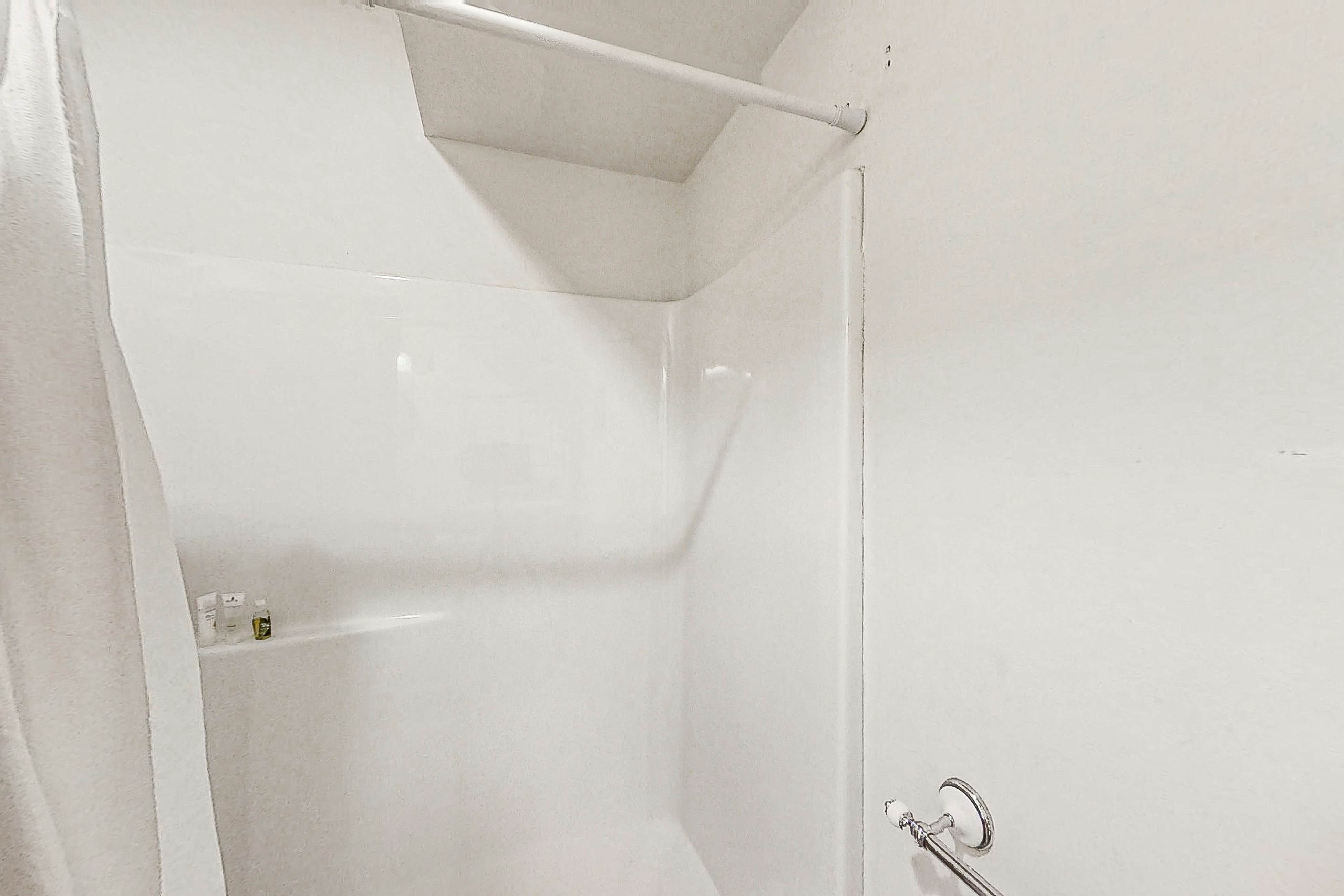 The Treehouse at 10th 2 BD Folly Beach, SC Vacation Rental Vacasa