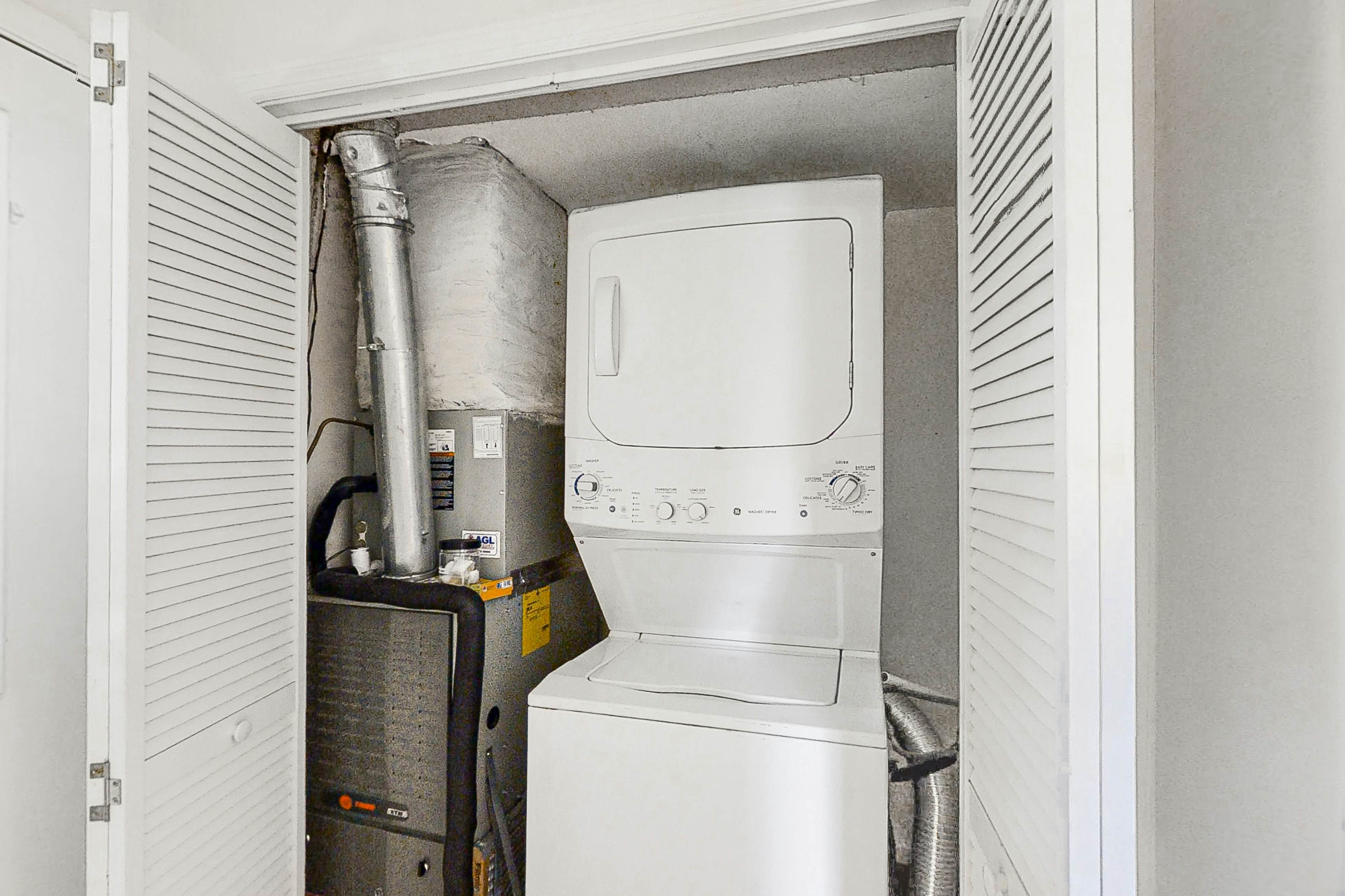 The Treehouse at 10th 2 BD Folly Beach, SC Vacation Rental Vacasa