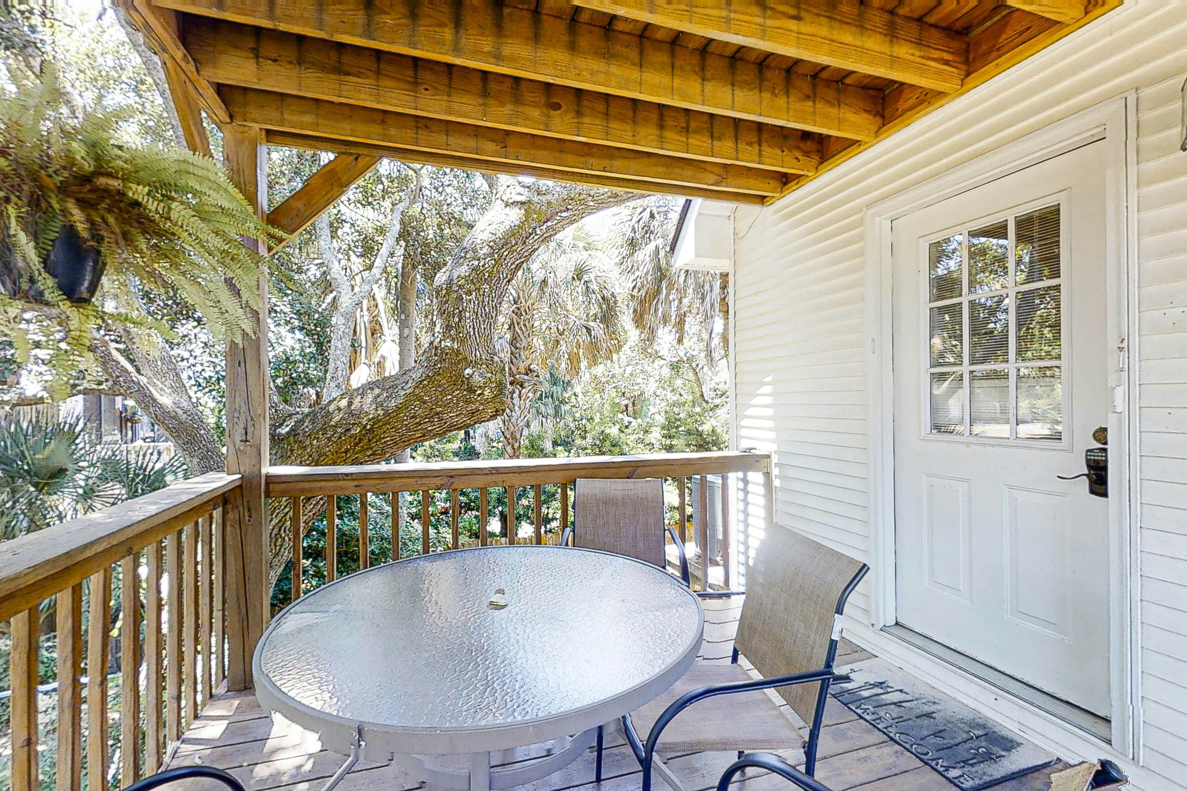 The Treehouse at 10th 2 BD Folly Beach, SC Vacation Rental Vacasa