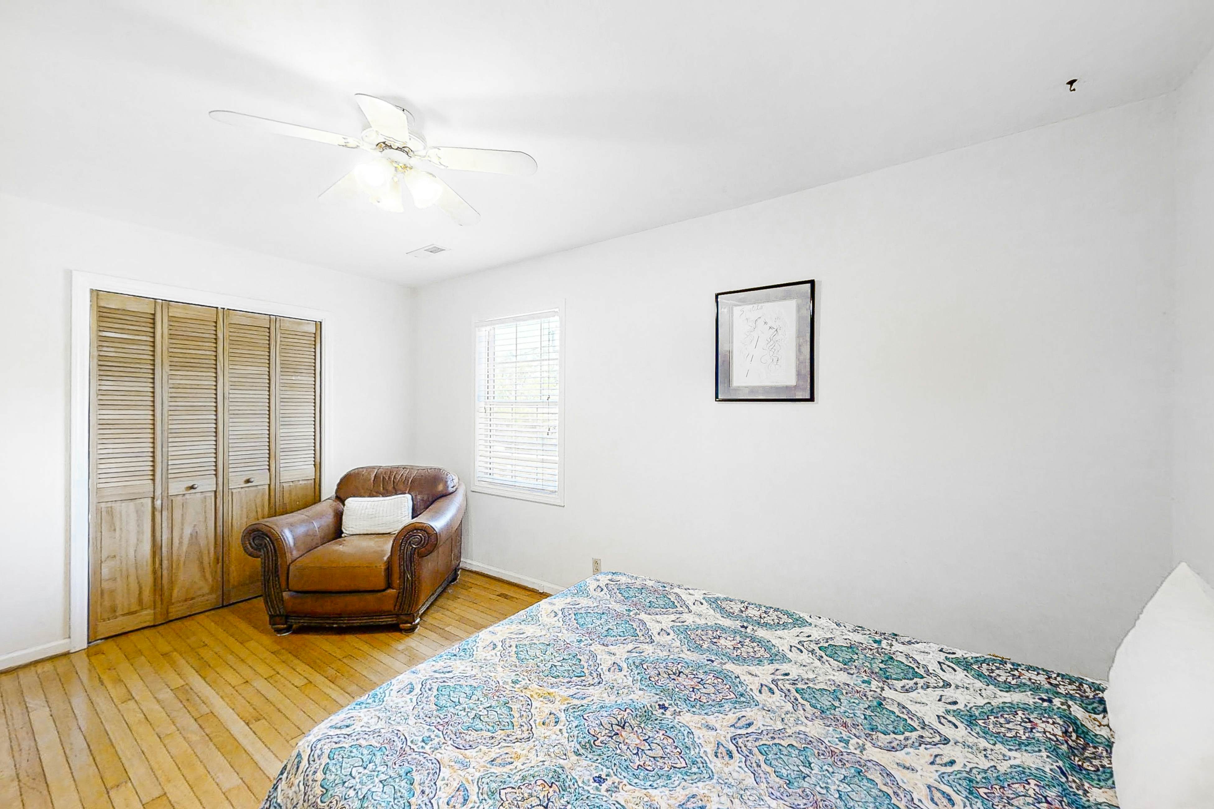 The Treehouse at 10th 2 BD Folly Beach, SC Vacation Rental Vacasa