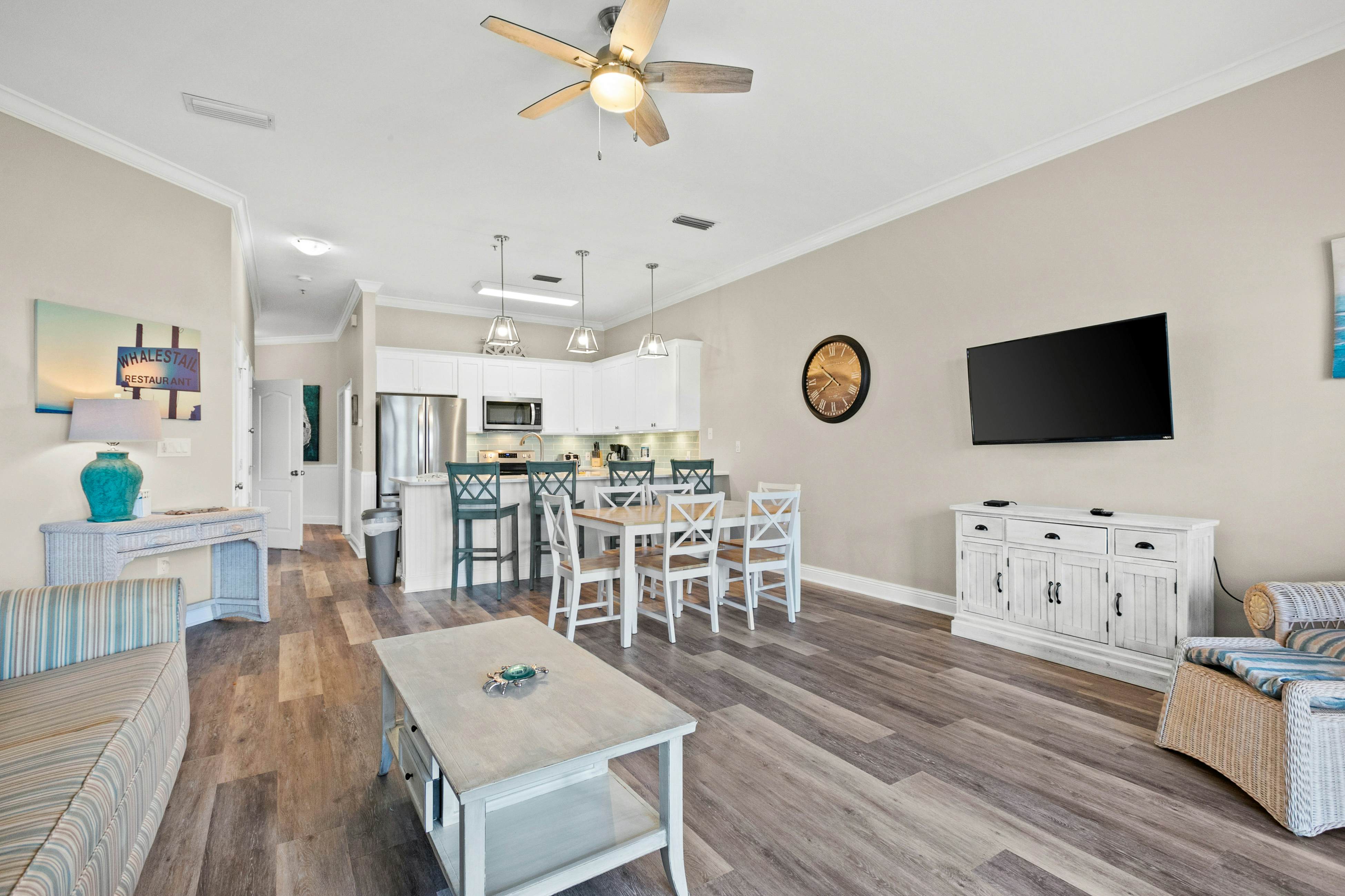 Seascape Lakefront Villas 405