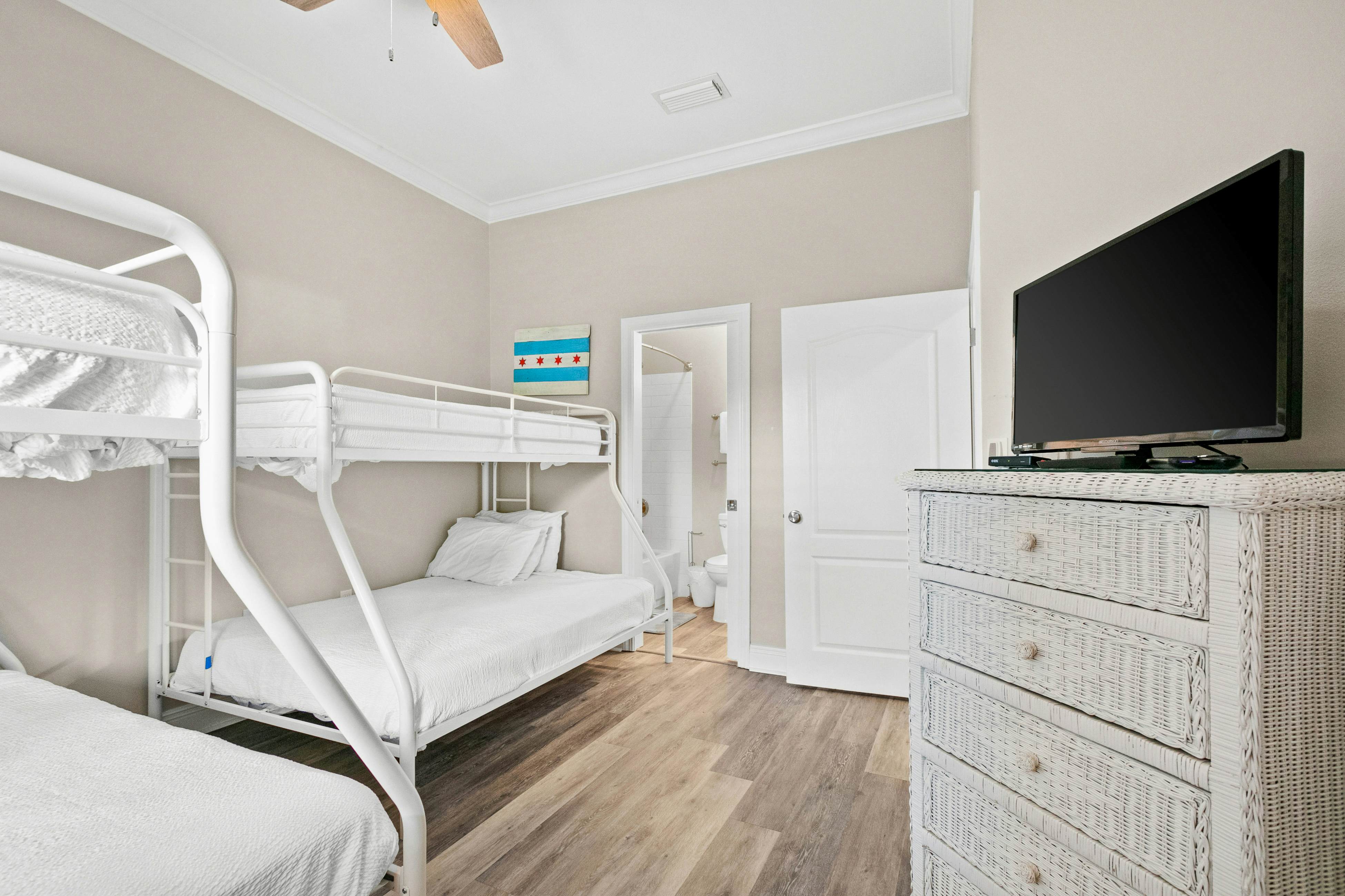 Seascape Lakefront Villas 405