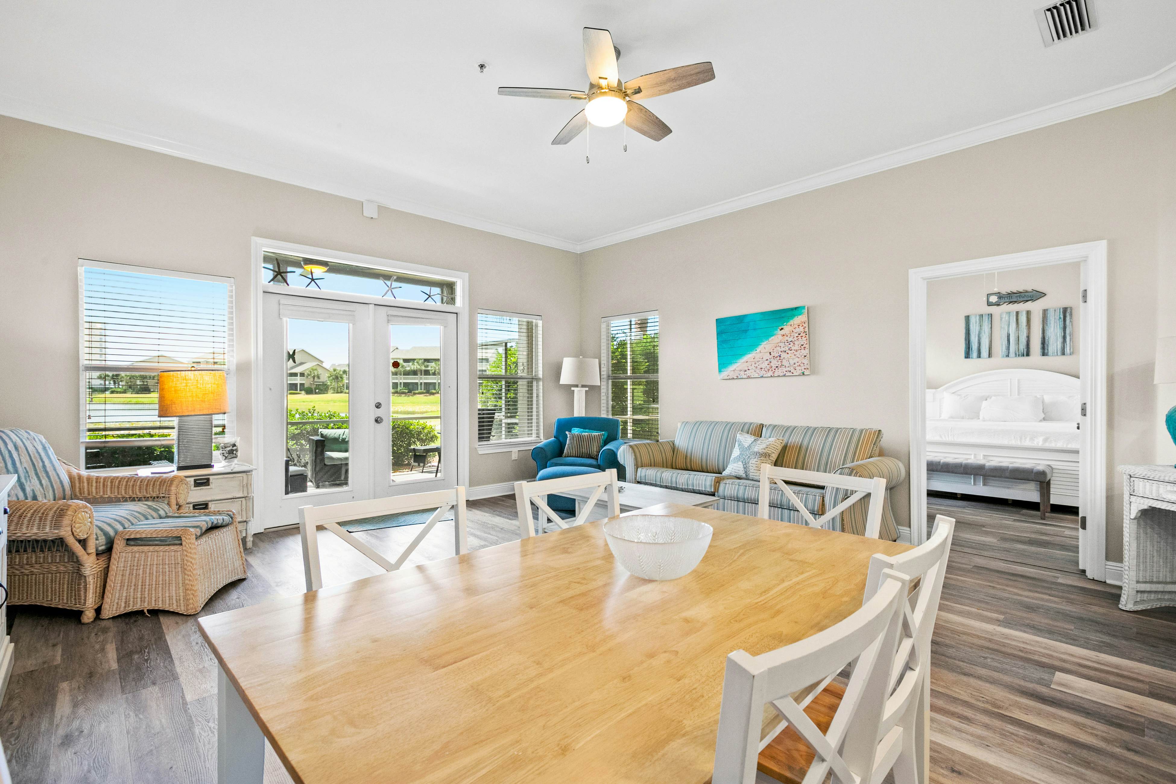 Seascape Lakefront Villas 405