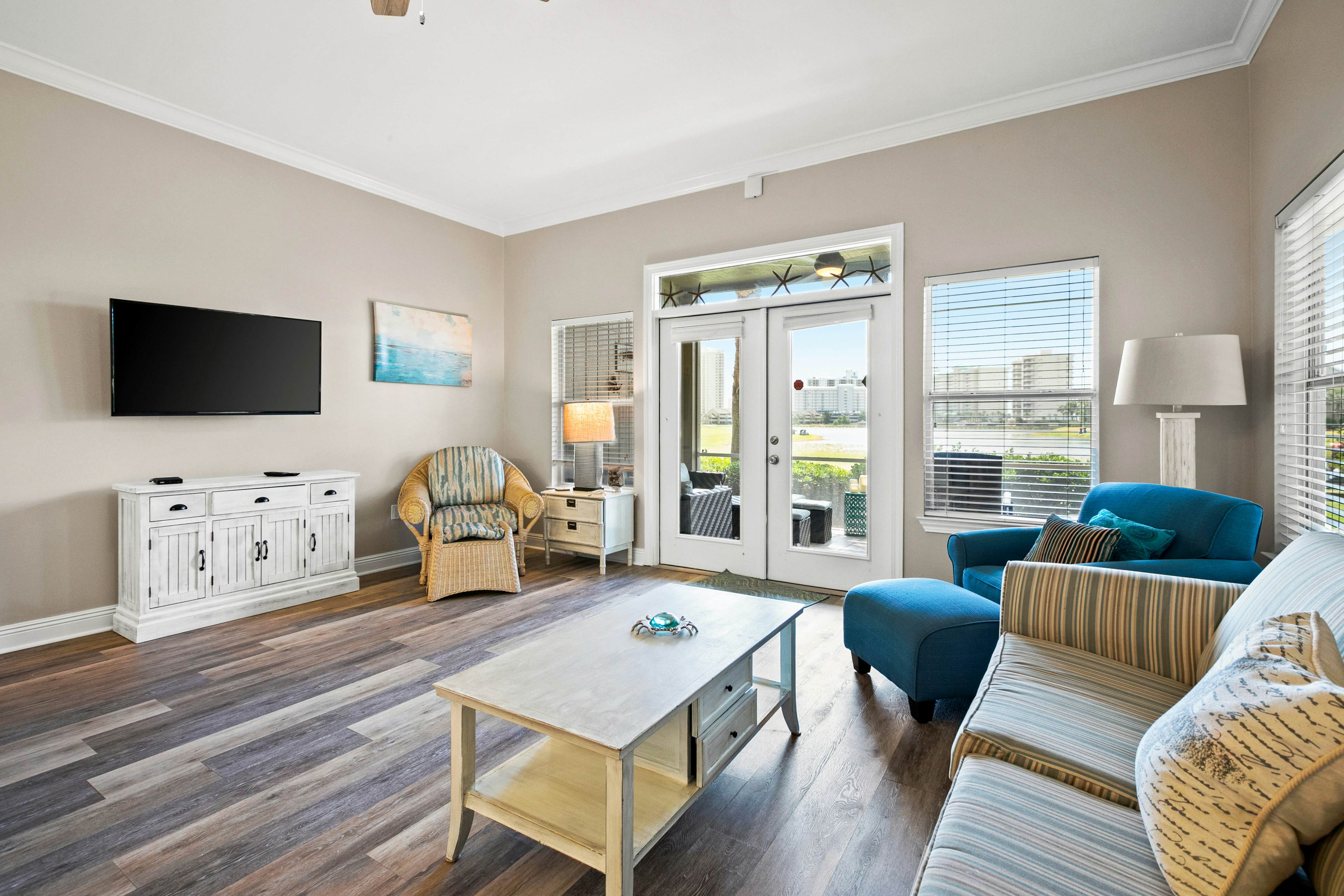 Seascape Lakefront Villas 405