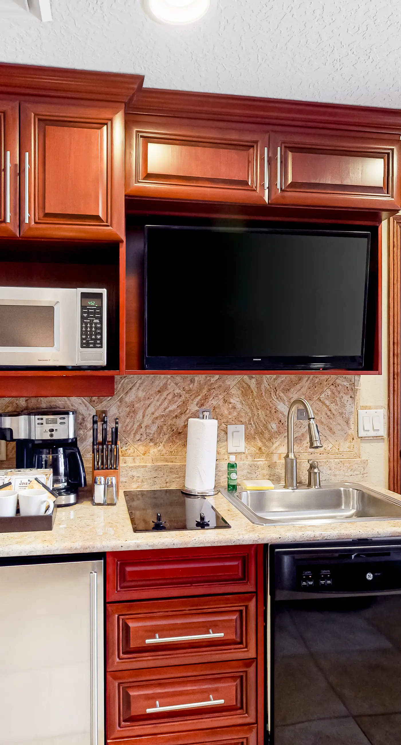 Westgate Charm #4814B