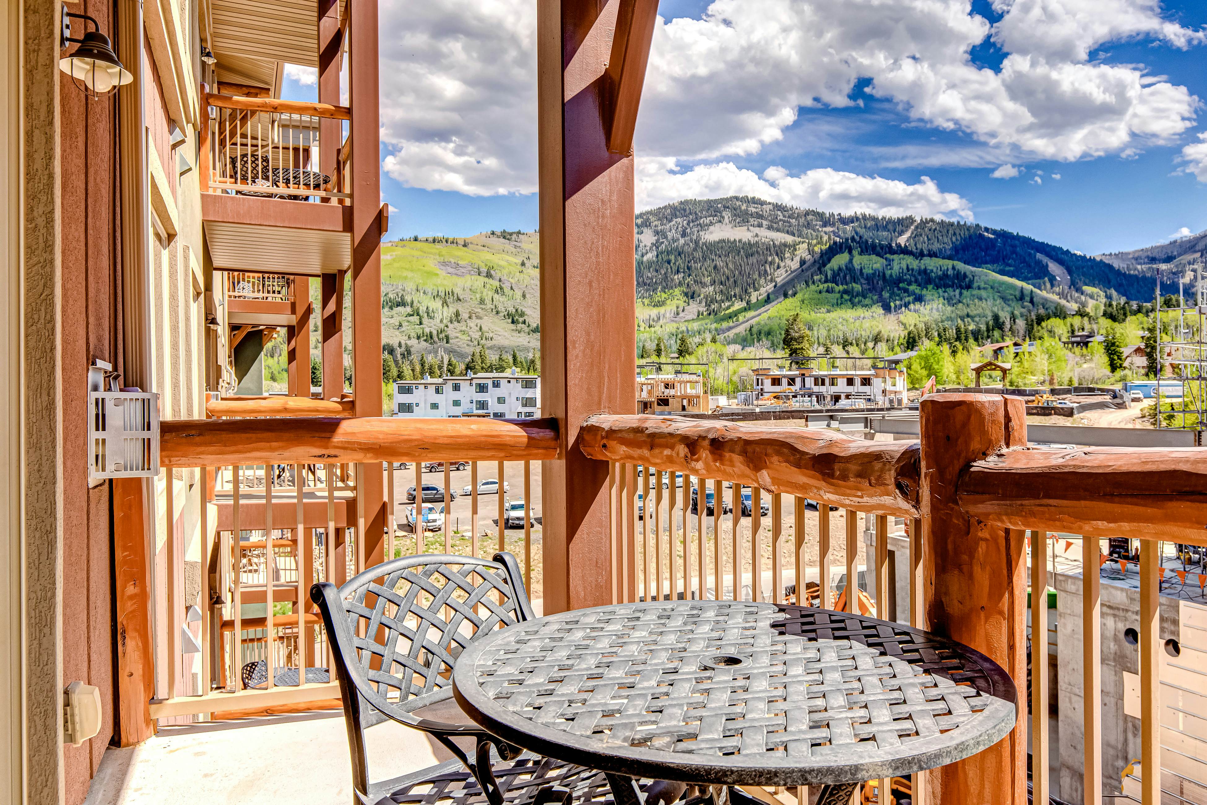 Westgate Luxury Condo 4814, A Side