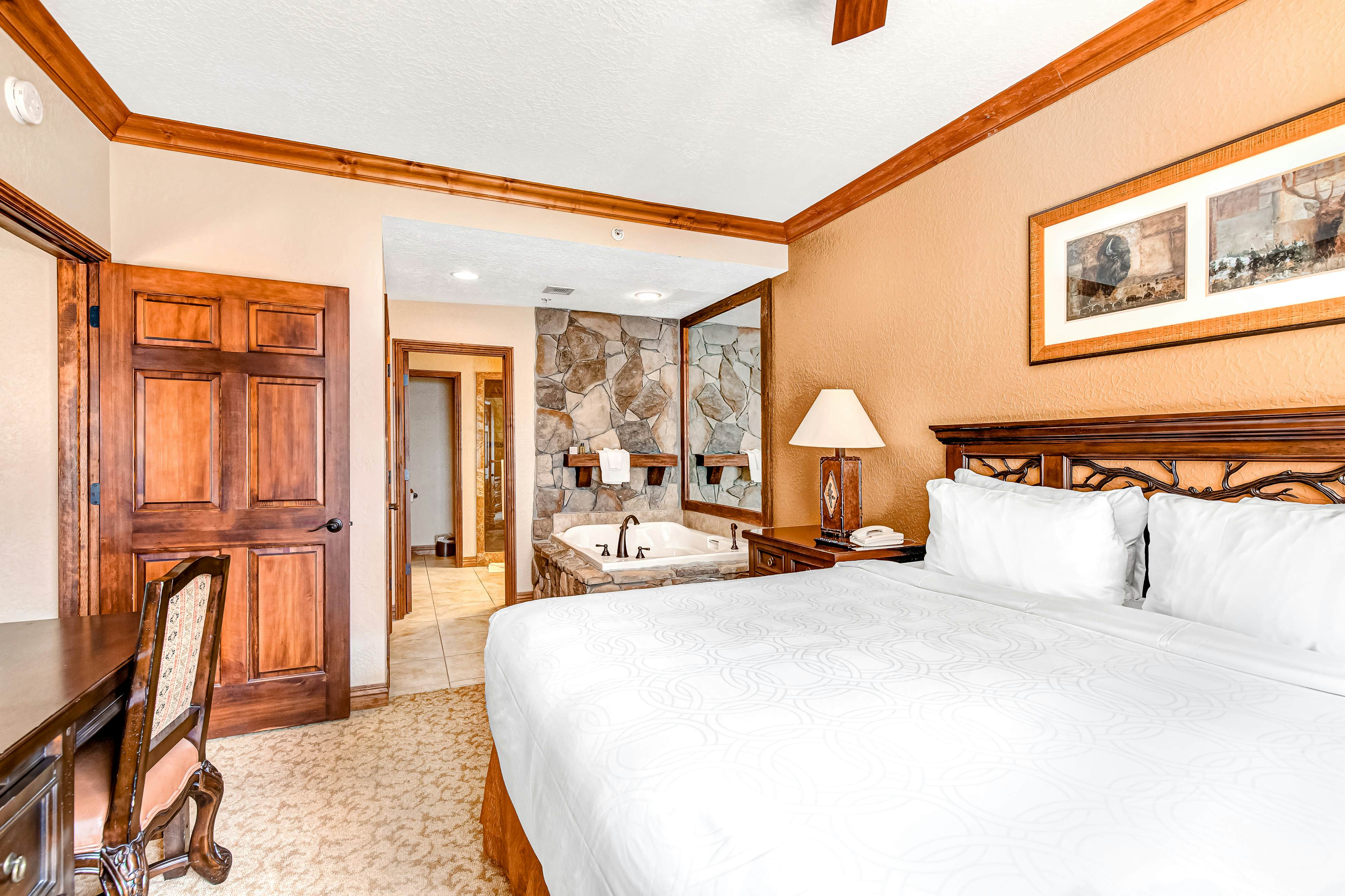 Westgate Luxury Condo 4814, A Side