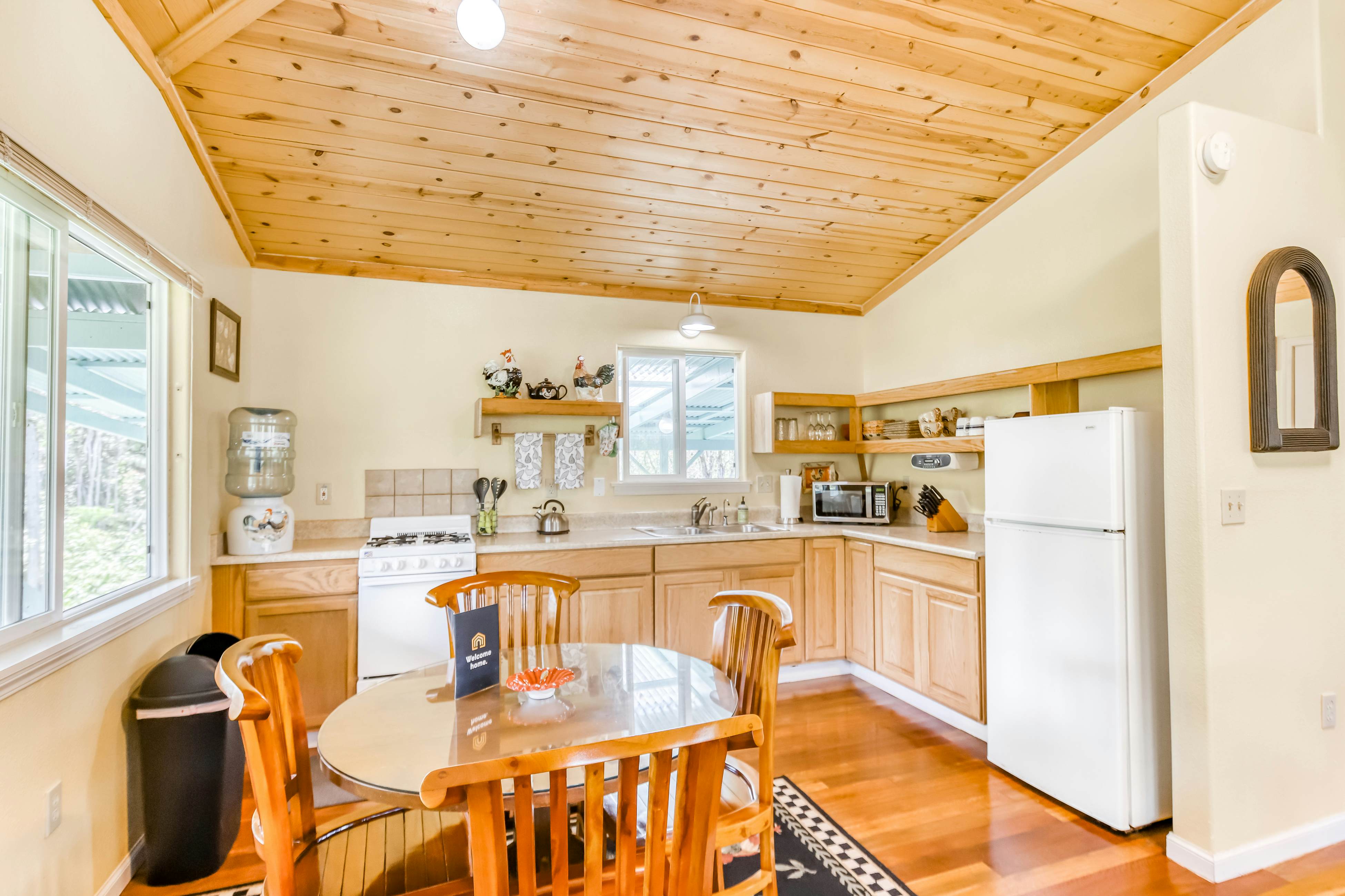 Kahu 'lo - Guardian Hawk