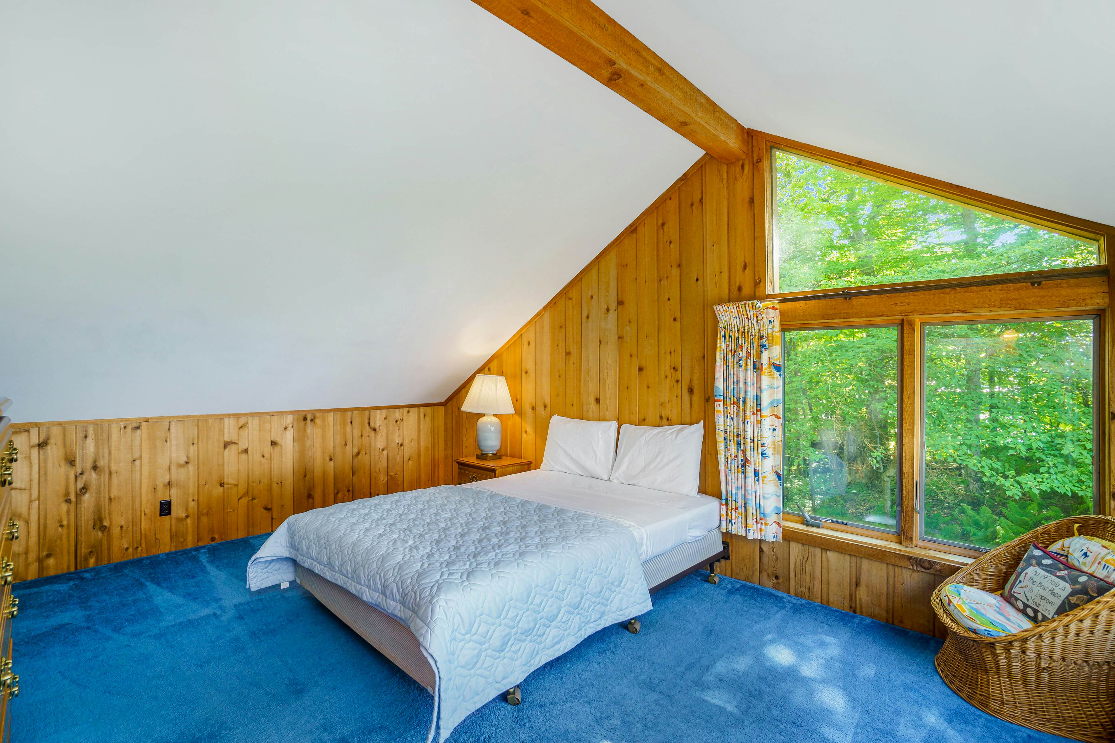 Dune's View 4 BD Frankfort, MI Vacation Rental Vacasa