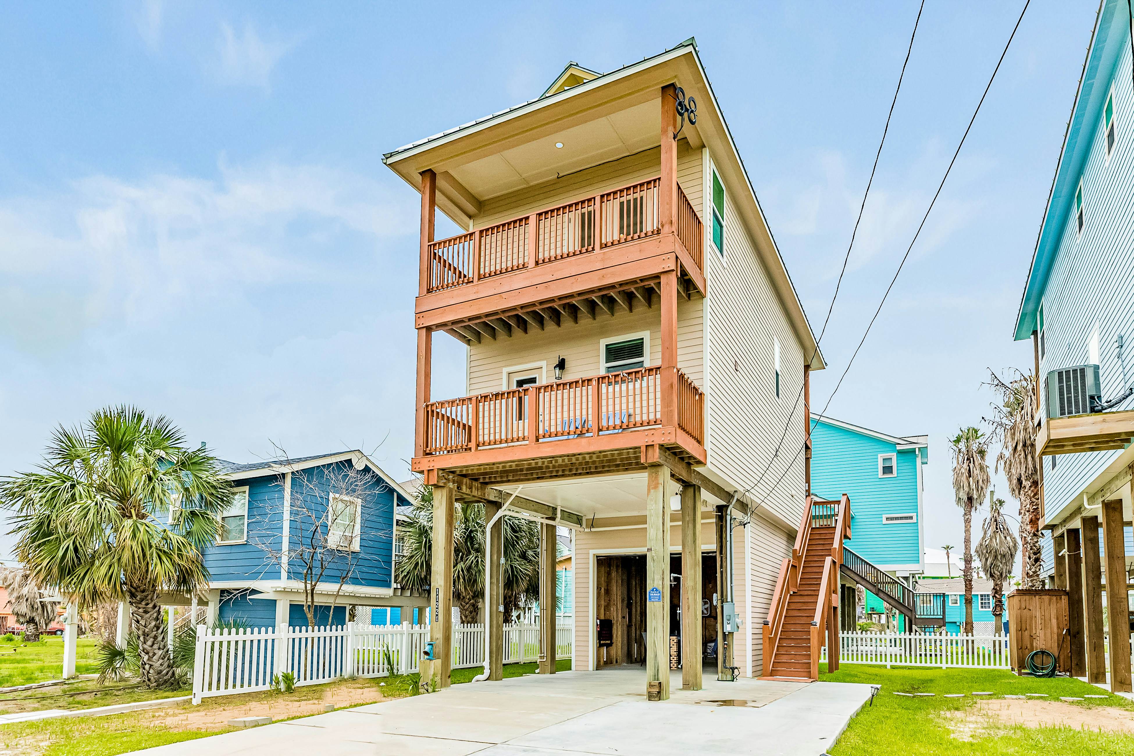 Sunny Beach Vacation Rentals Galveston, TX Vacasa