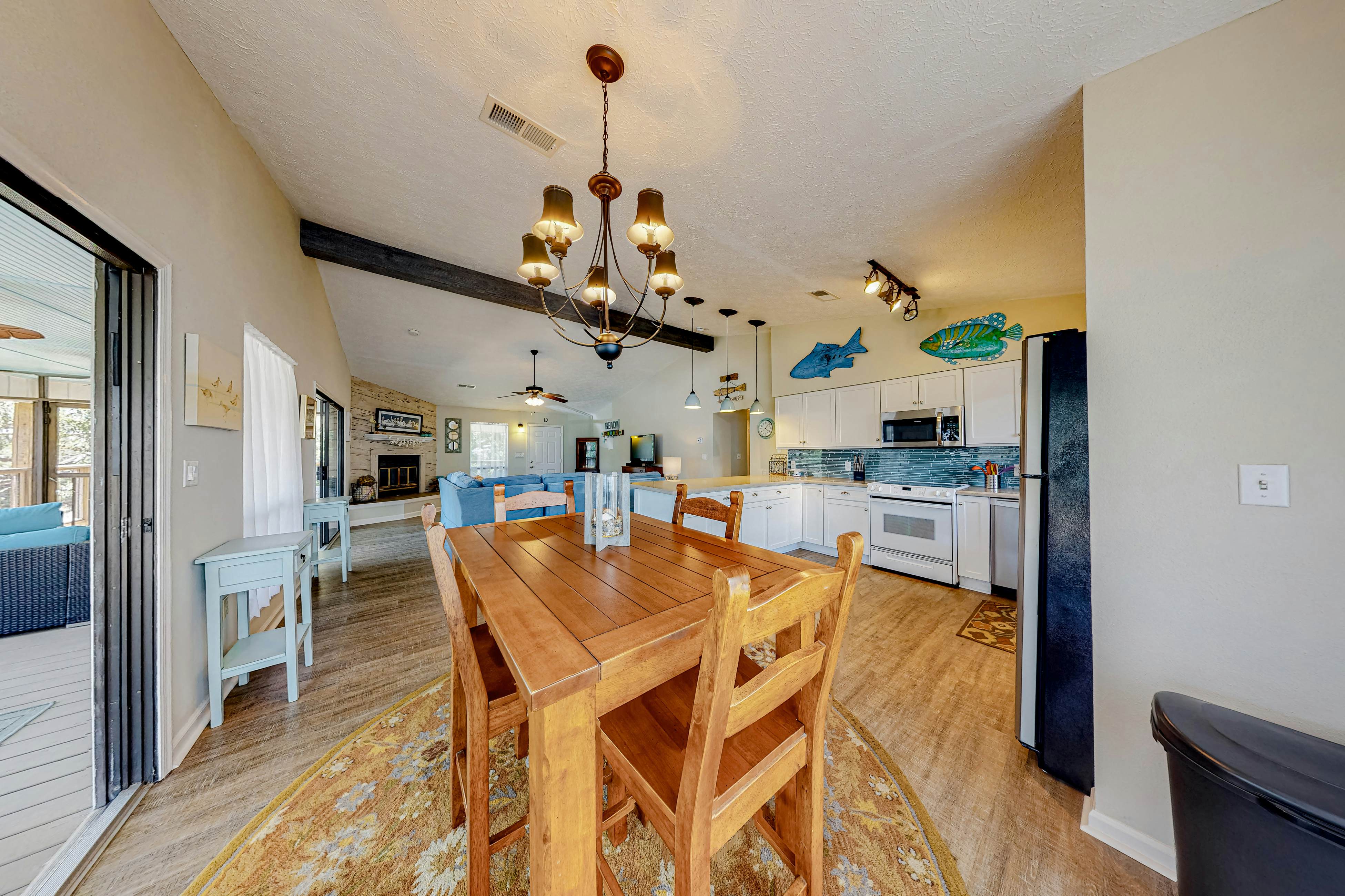 Pelican Kiss Beach Cottage