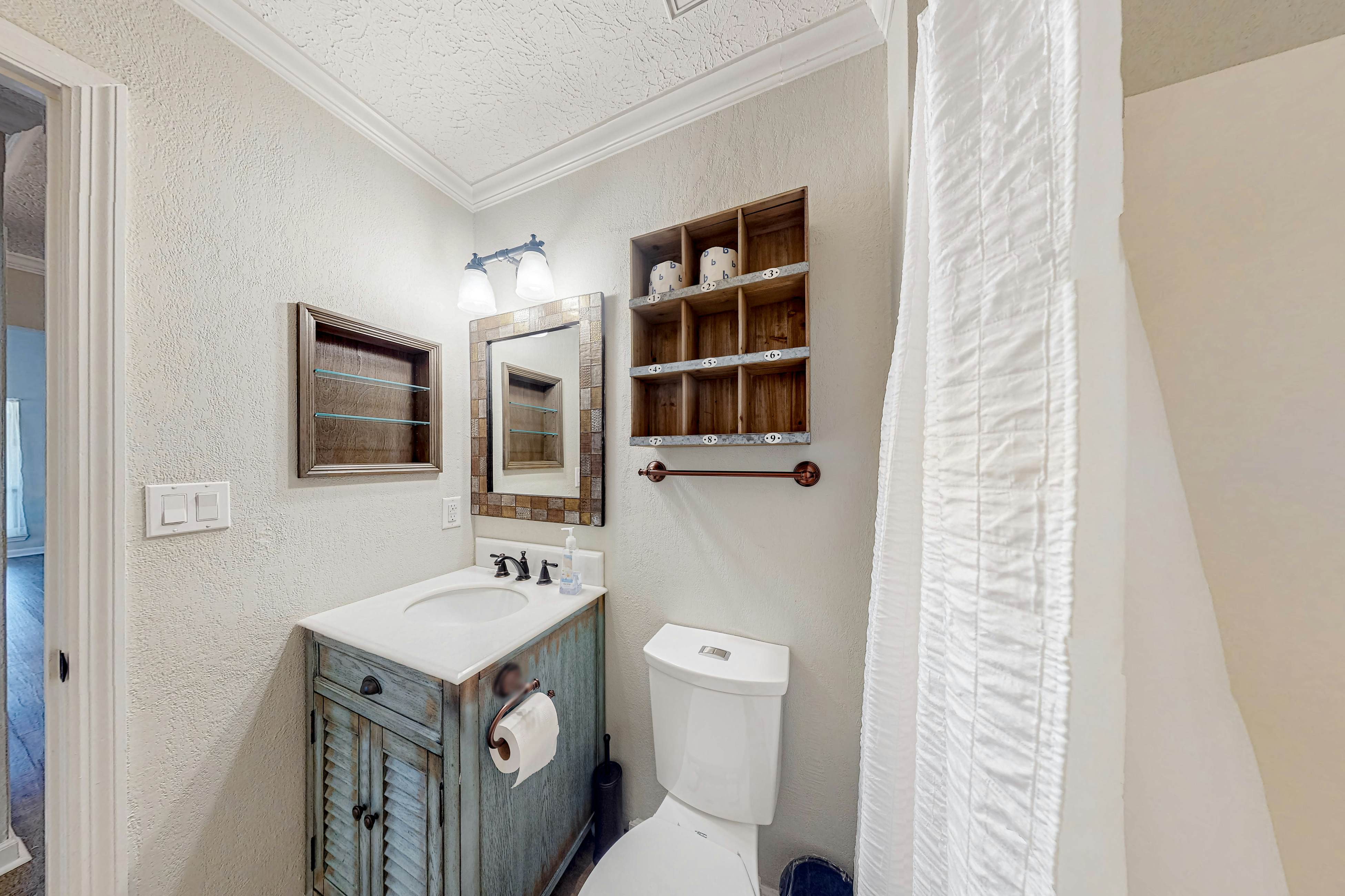 Pelican Kiss Beach Cottage