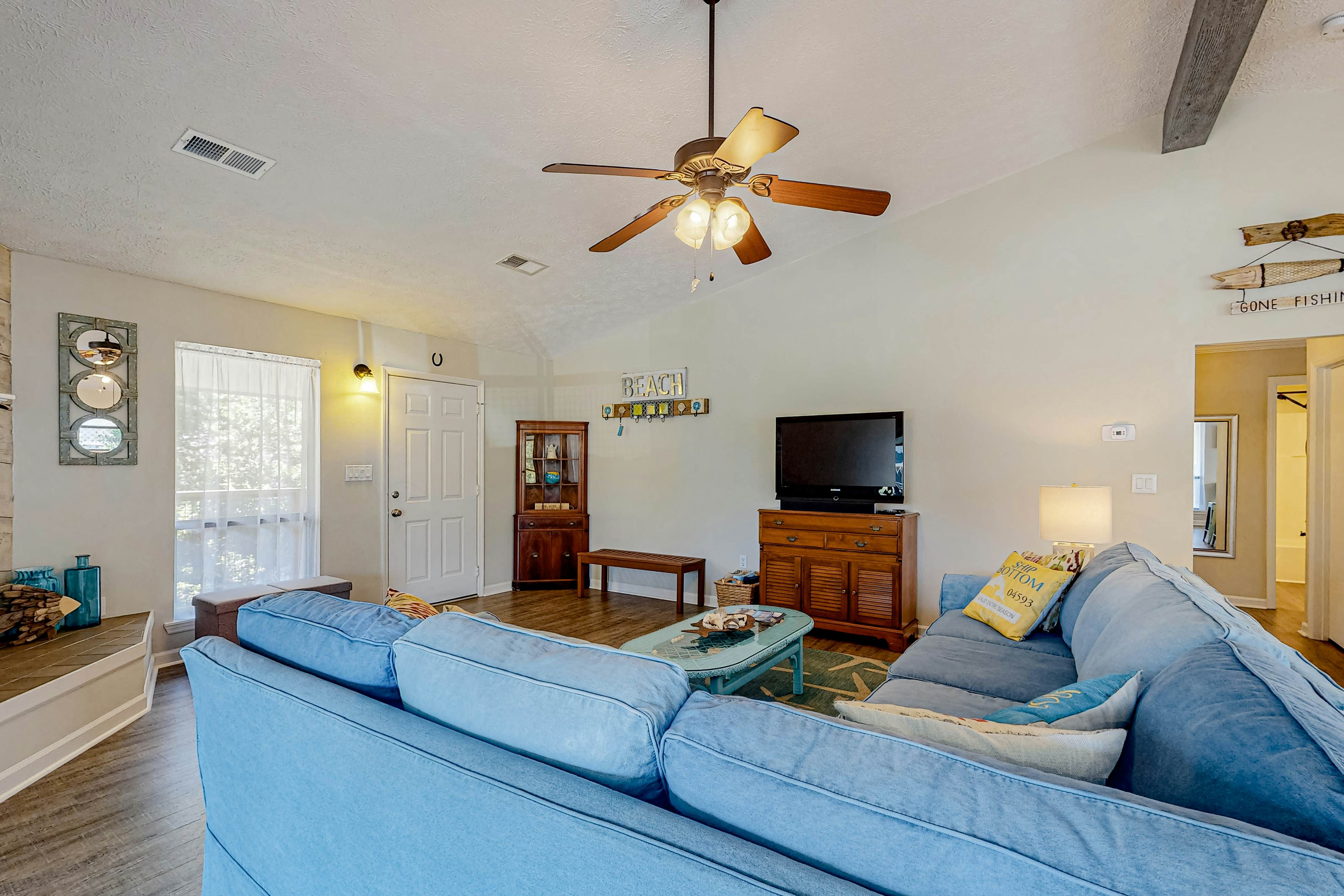 Pelican Kiss Beach Cottage