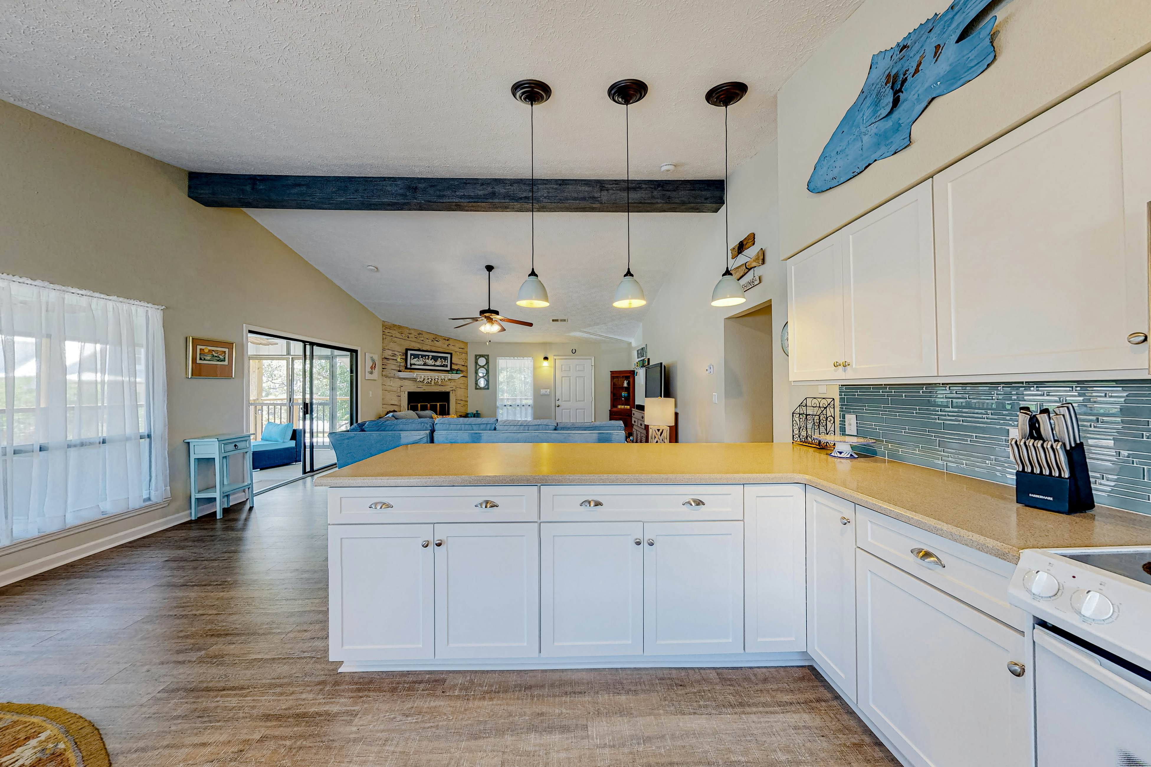 Pelican Kiss Beach Cottage