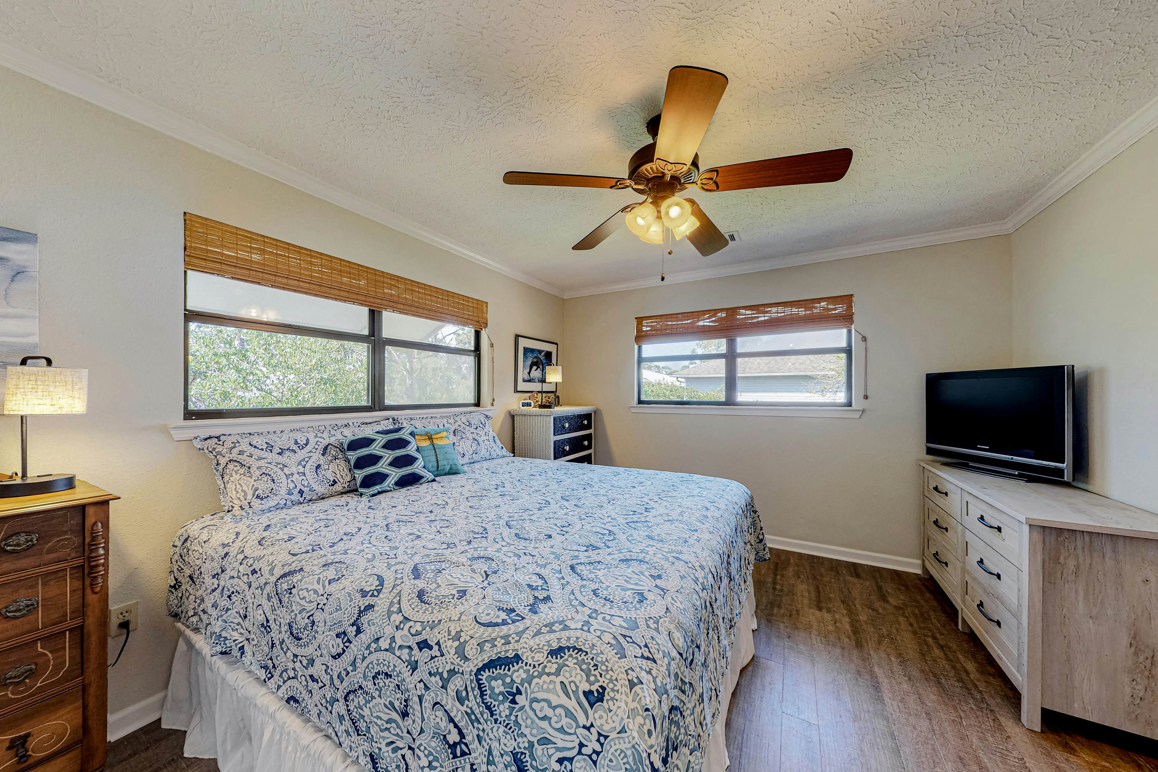 Pelican Kiss Beach Cottage