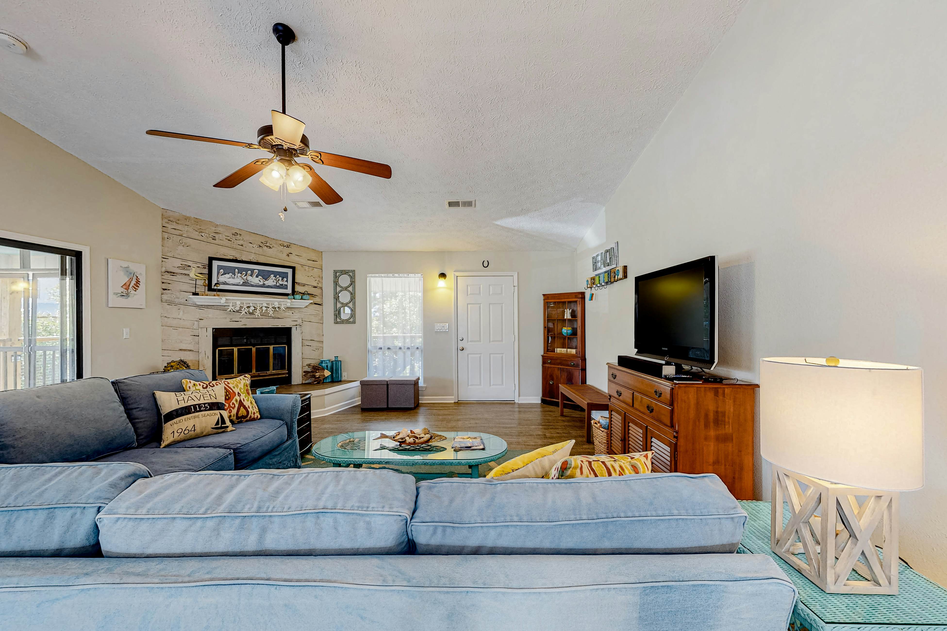 Pelican Kiss Beach Cottage