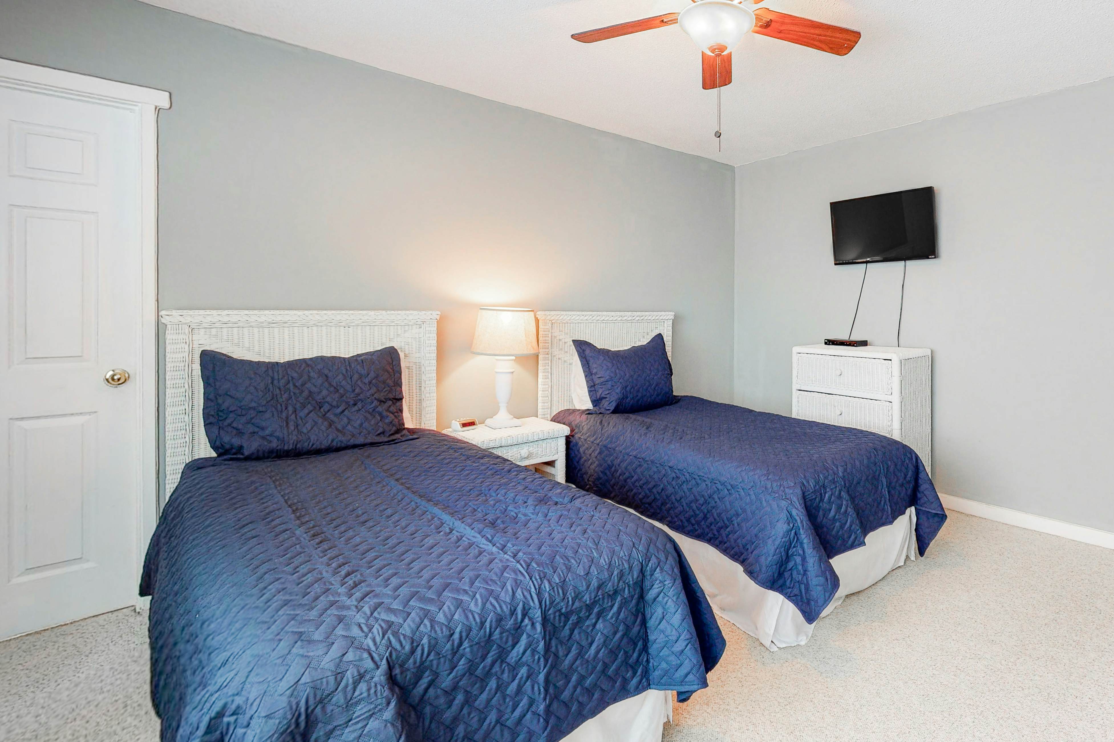 Shipmaster 1805 4 BD Hilton Head, SC Vacation Rental Vacasa