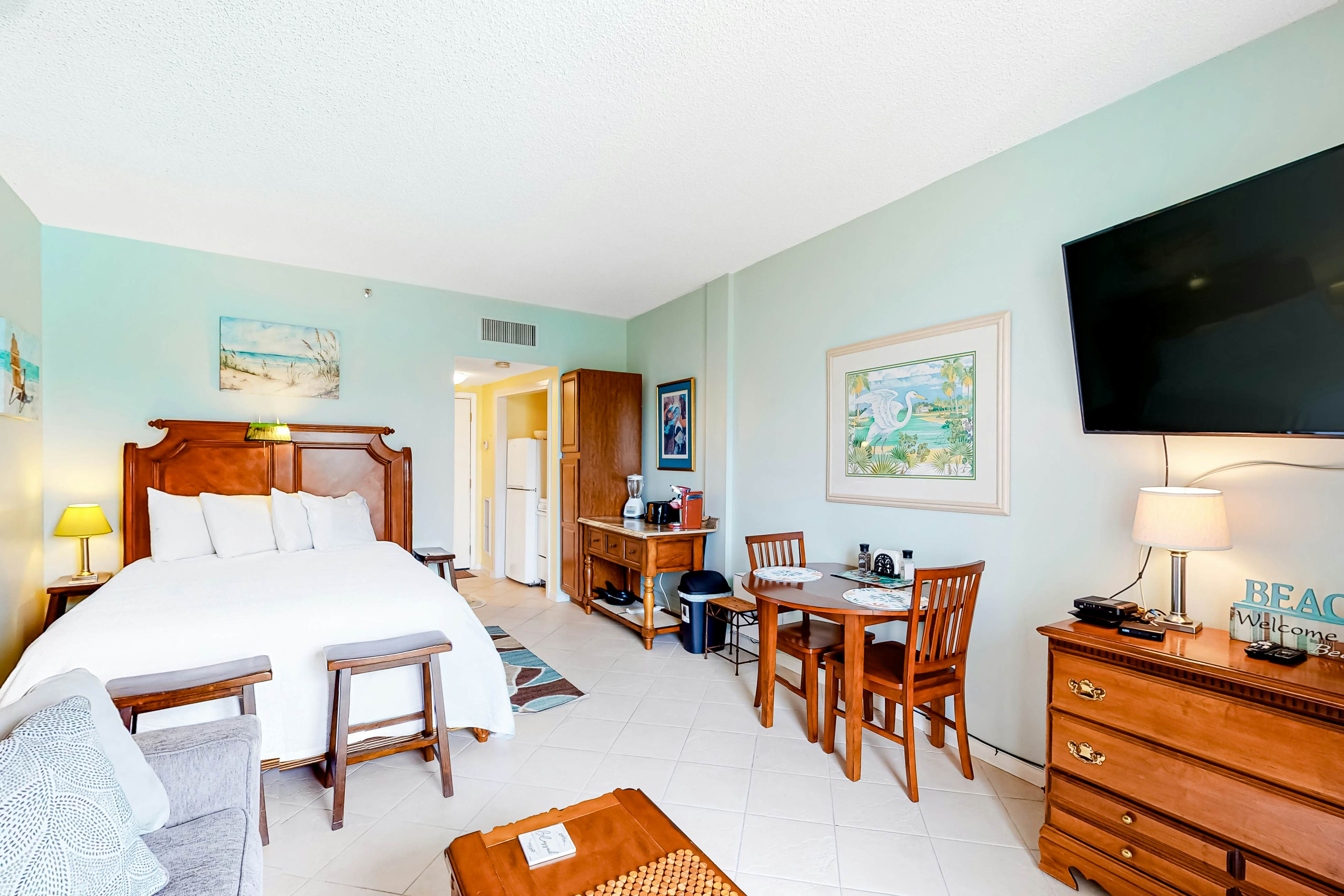 Pirates' Bay Condo Rentals, Vacation Rentals Vacasa