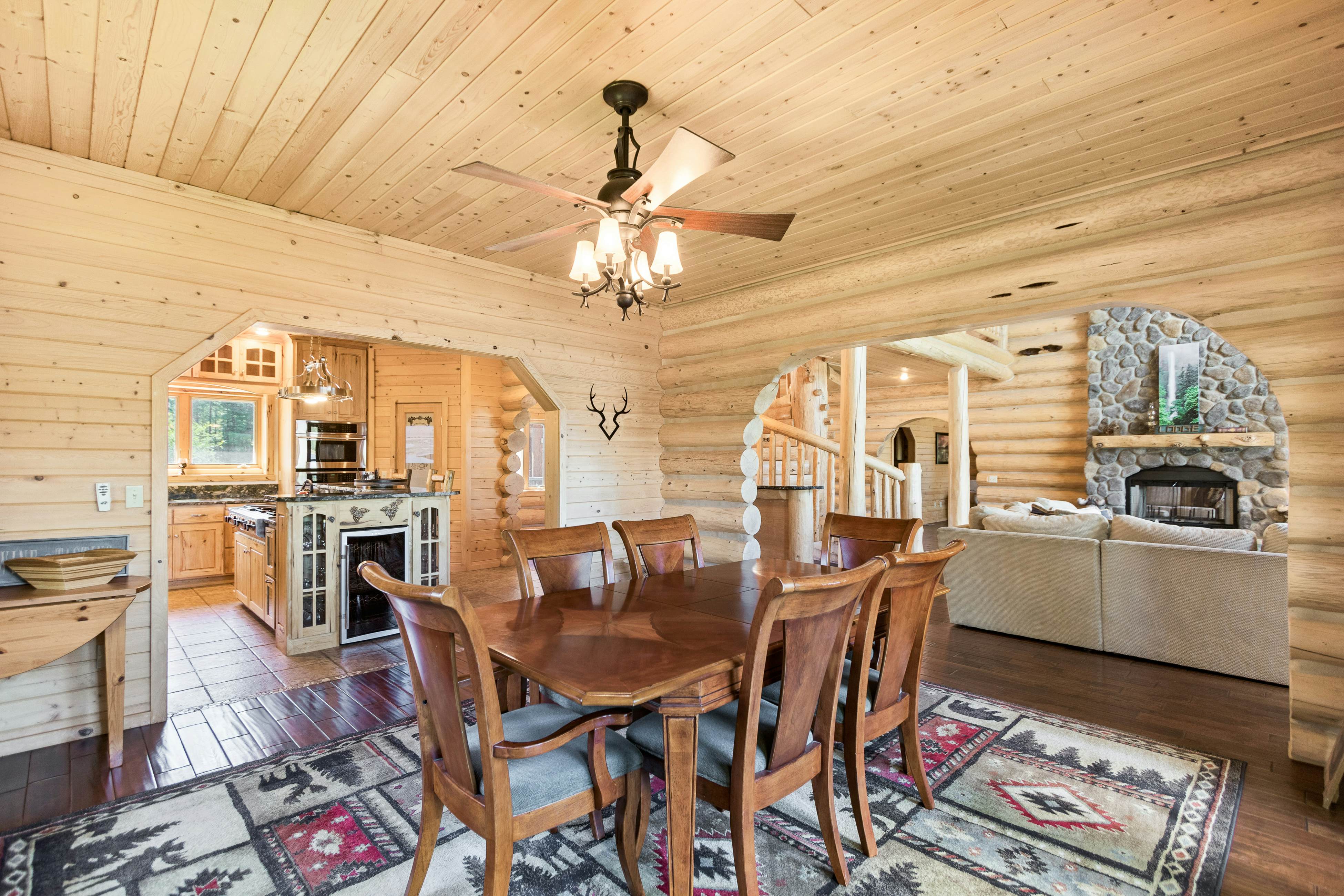 Antler Cove Lodge 4 BD Sagle, ID Vacation Rental Vacasa