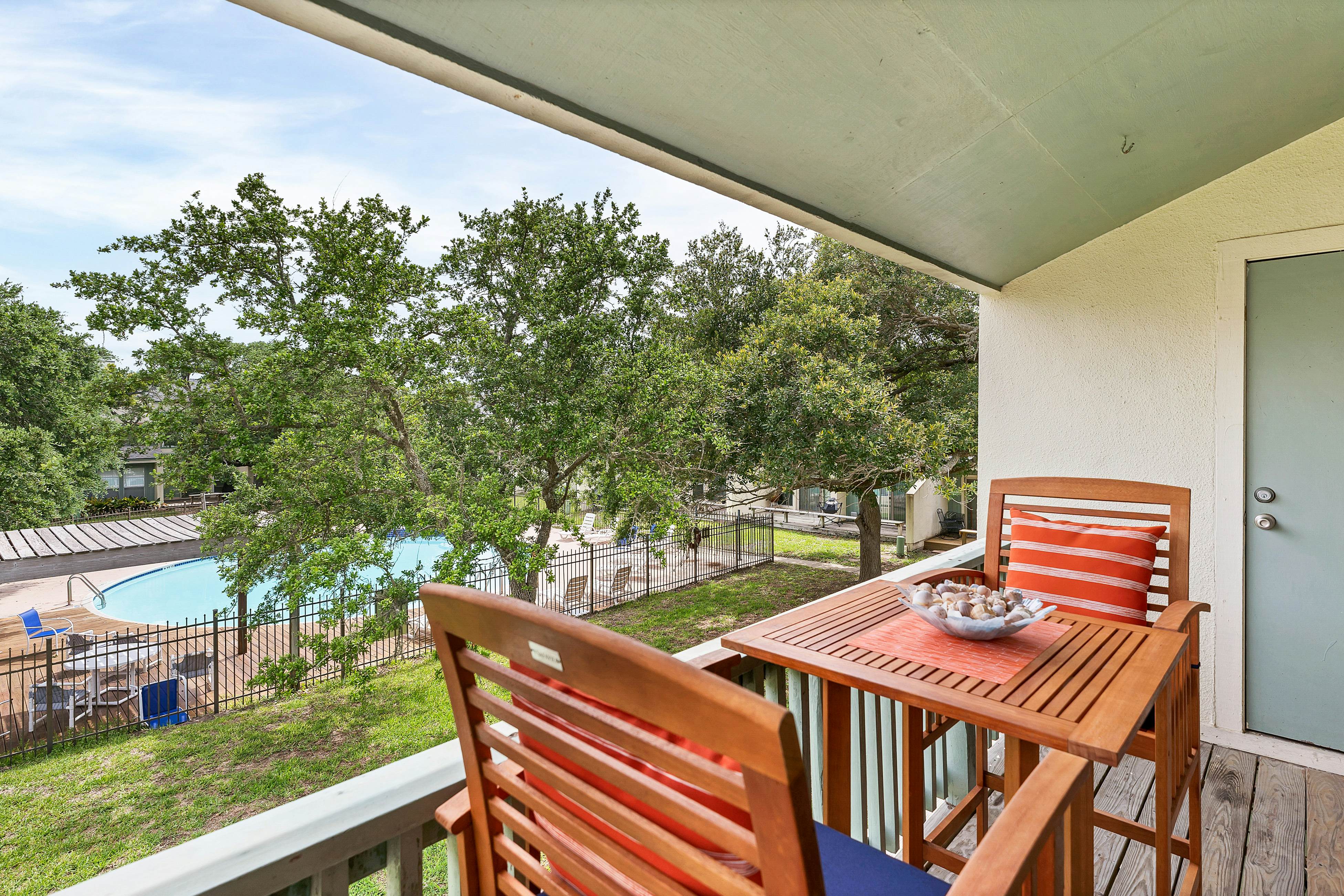 Rockport Racquet & Yacht Club Coastline Condo 2 BD Rockport, TX