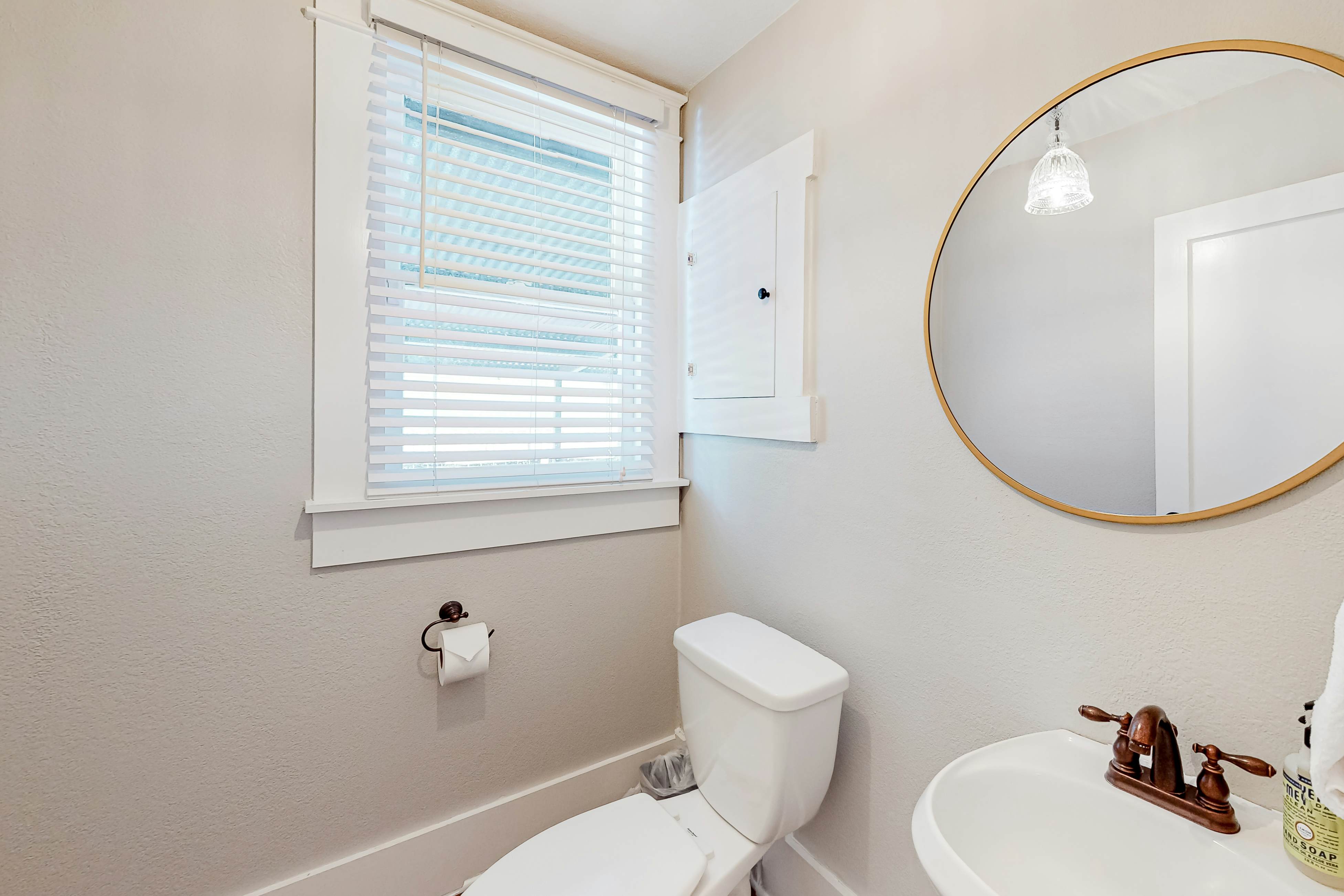 The Historic Cedar House