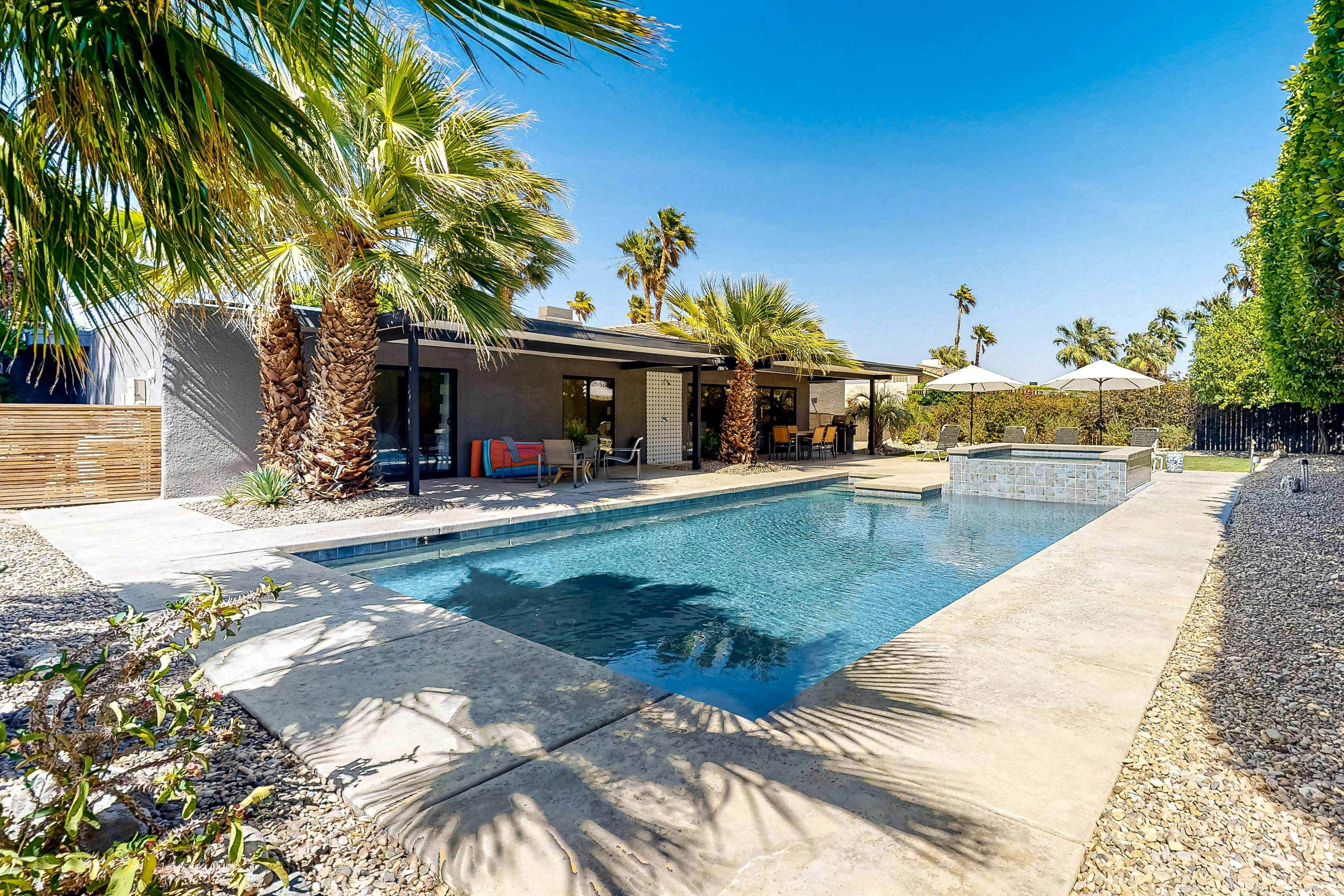 Freestone Modern - 2806