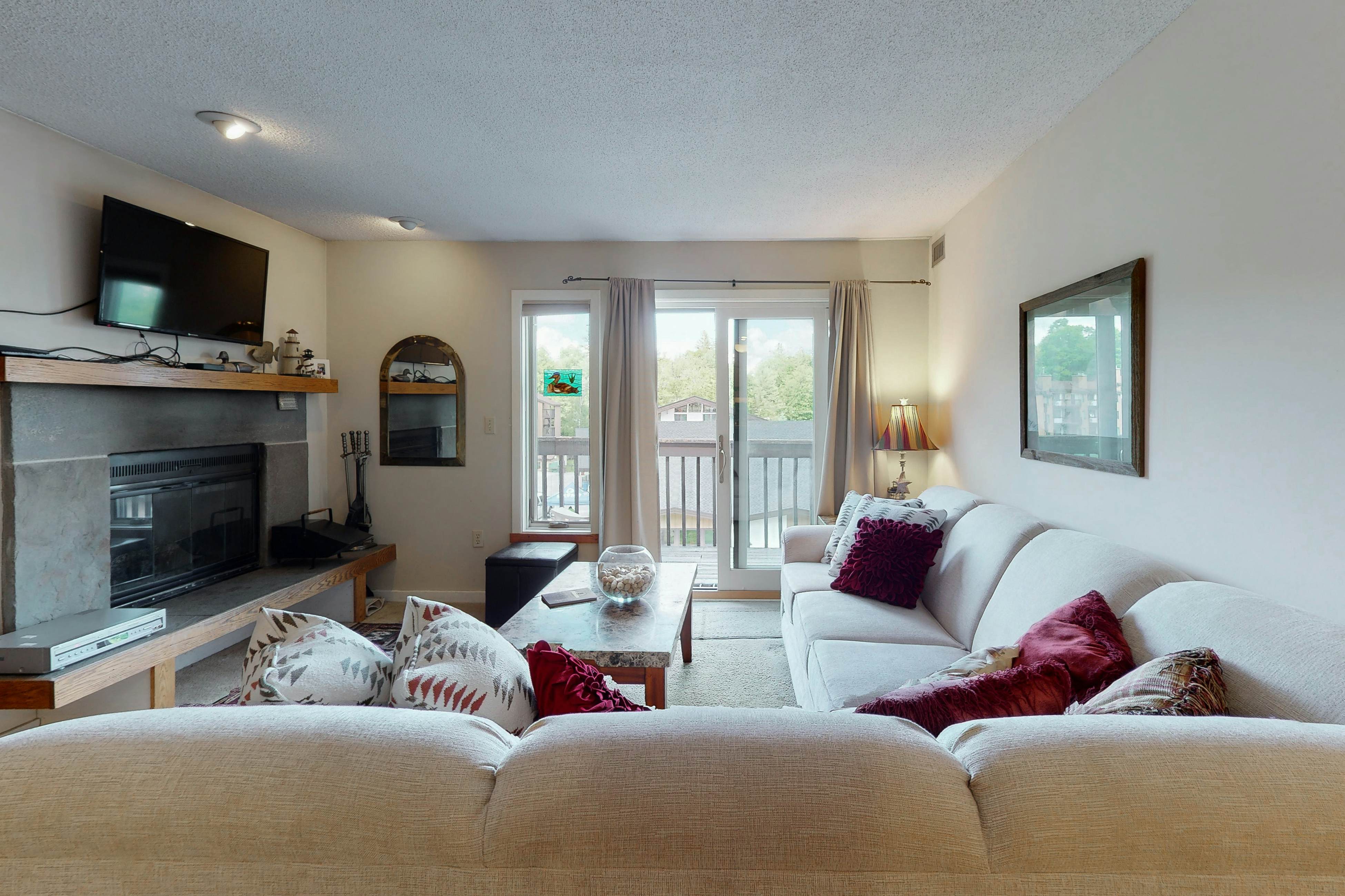 Okemo Mountain Lodge B305 1 BD Ludlow, VT Vacation Rental Vacasa