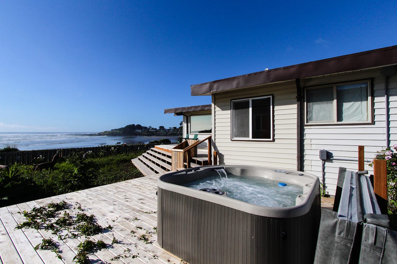 Patty's Sea Perch Oceanfront 2 BD Vacation Rental in Yachats, OR Vacasa