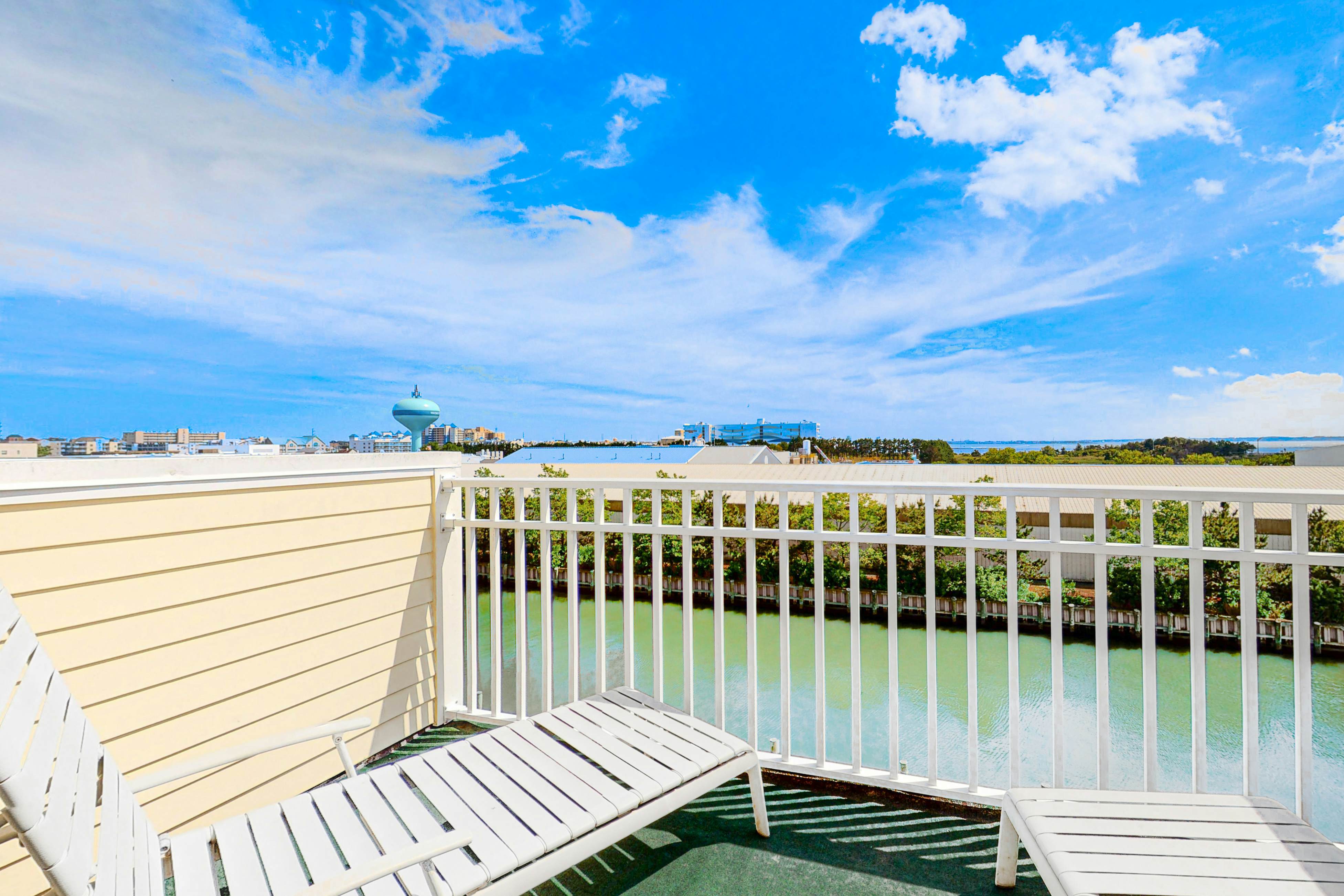 Sunset Island - 55 Island Edge