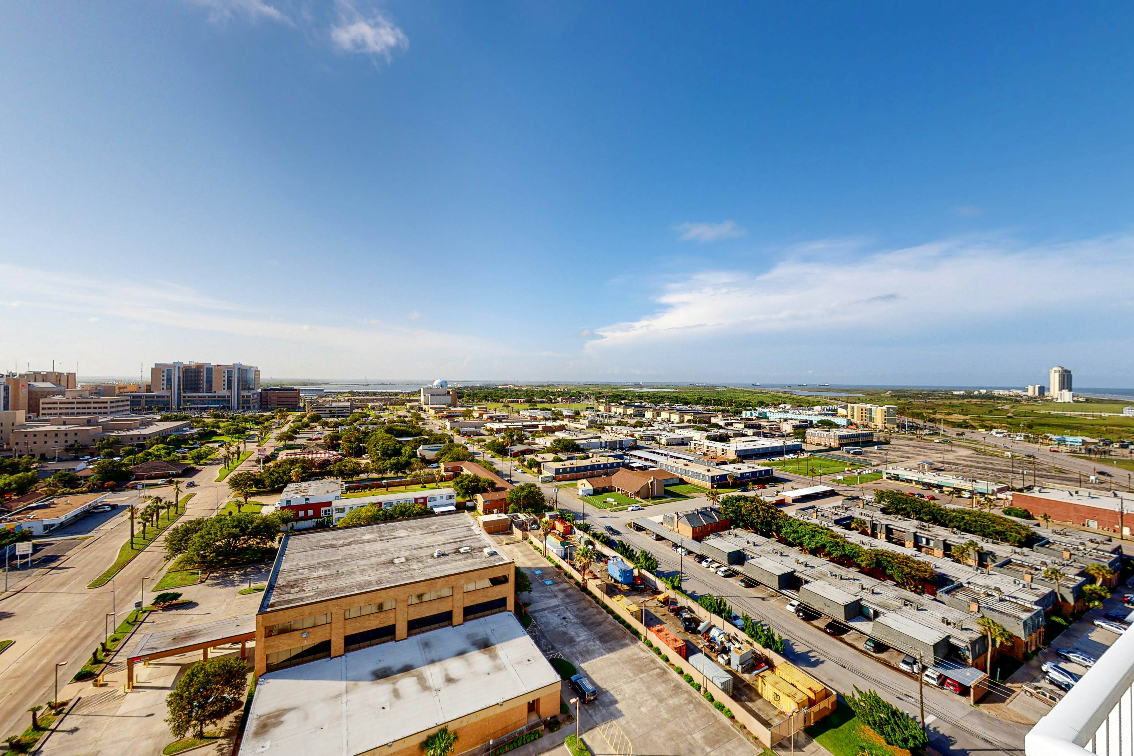 Emerald By the Sea #1302