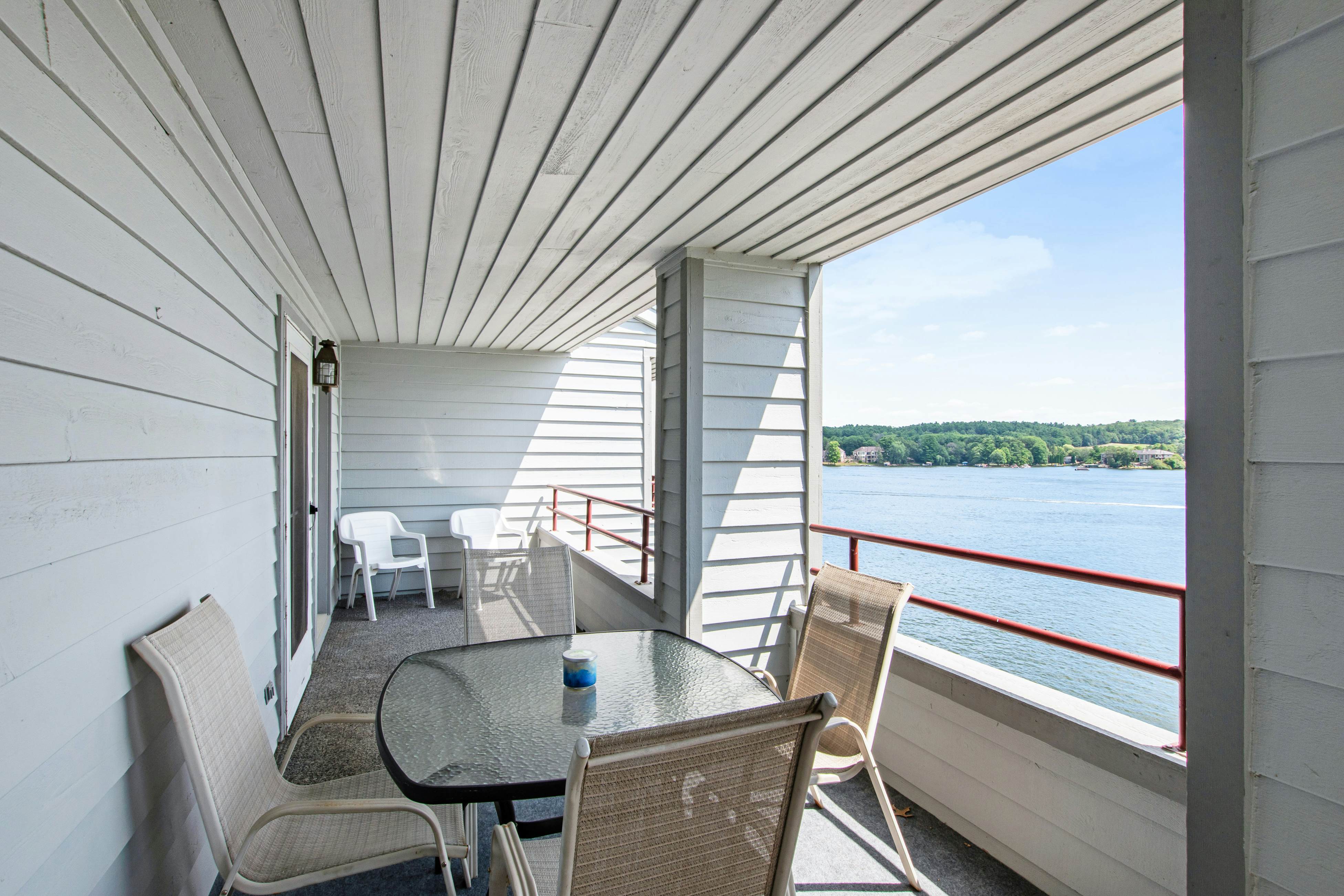 Lighthouse Cove Condo Resort 217 - Lakeside Memories