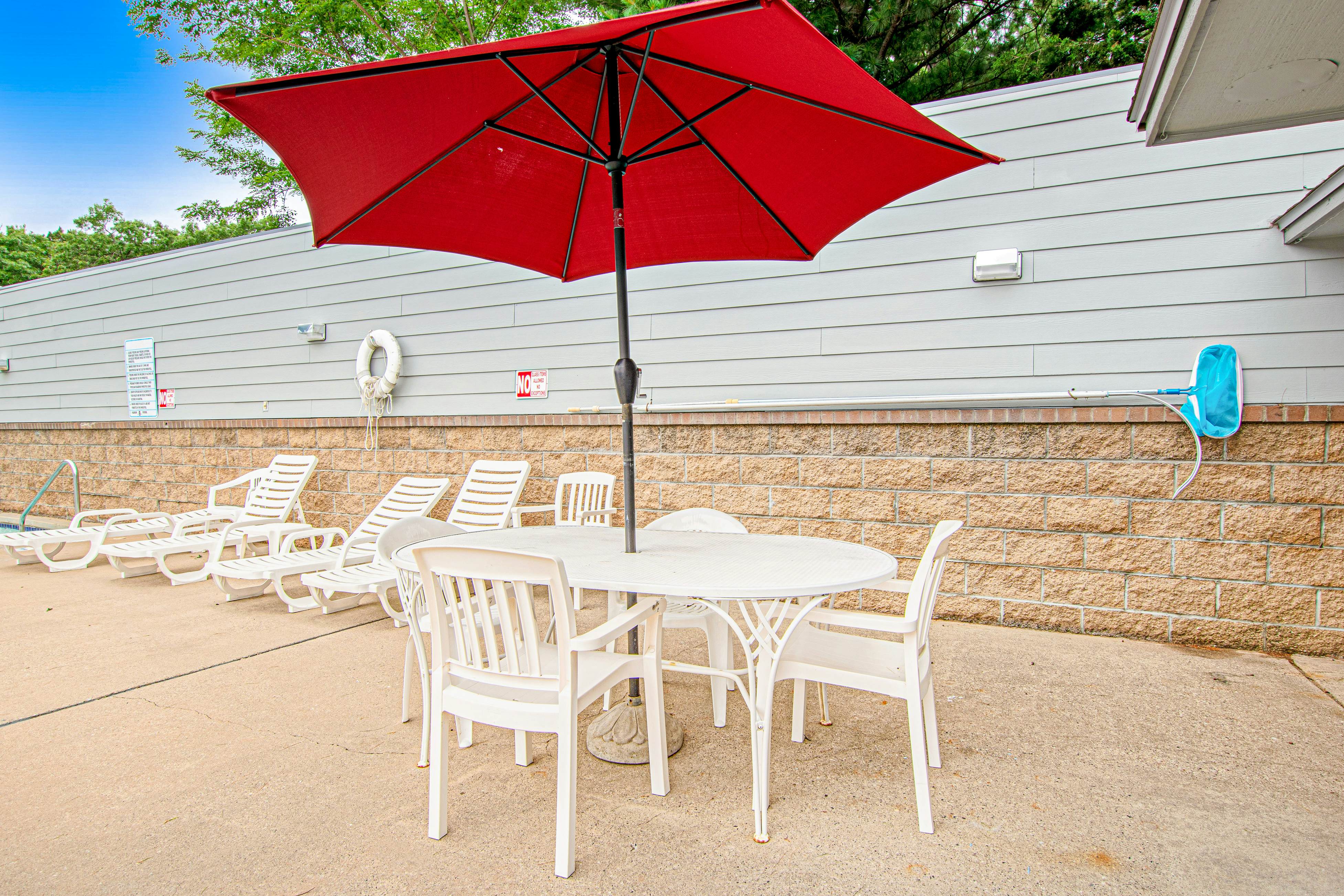 Lighthouse Cove Condo Resort 217 - Lakeside Memories