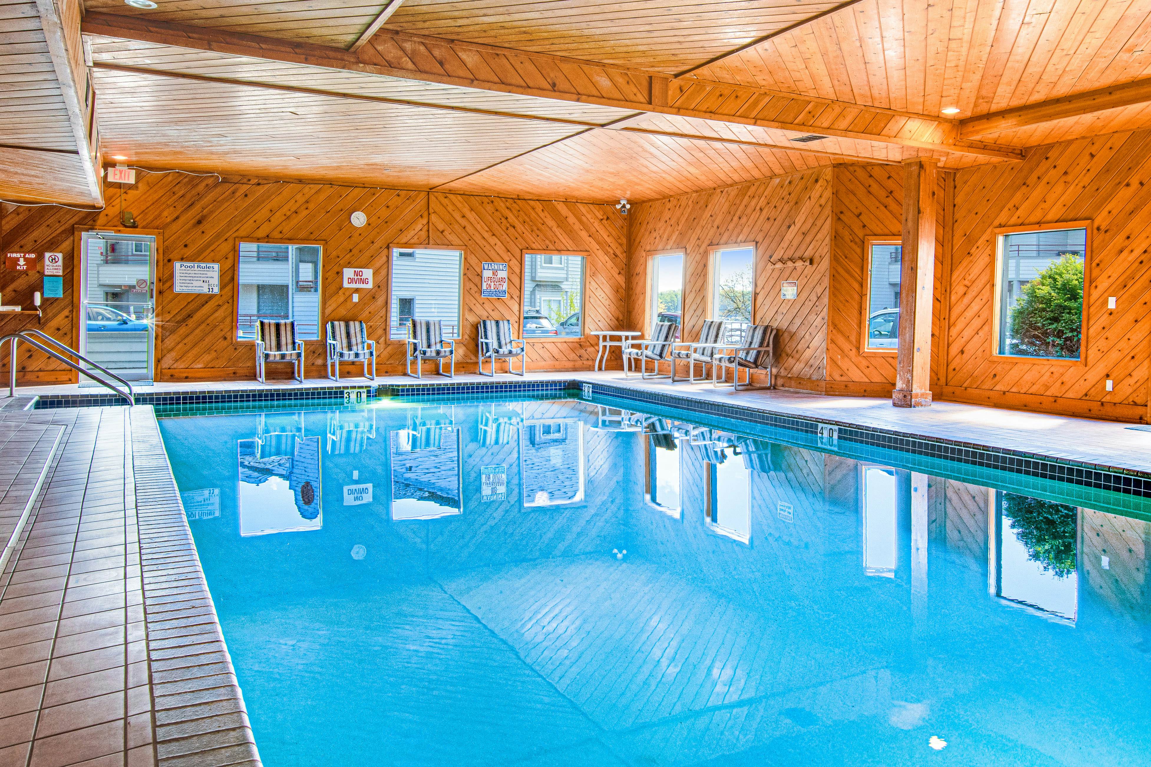 Lighthouse Cove Condo Resort 217 - Lakeside Memories