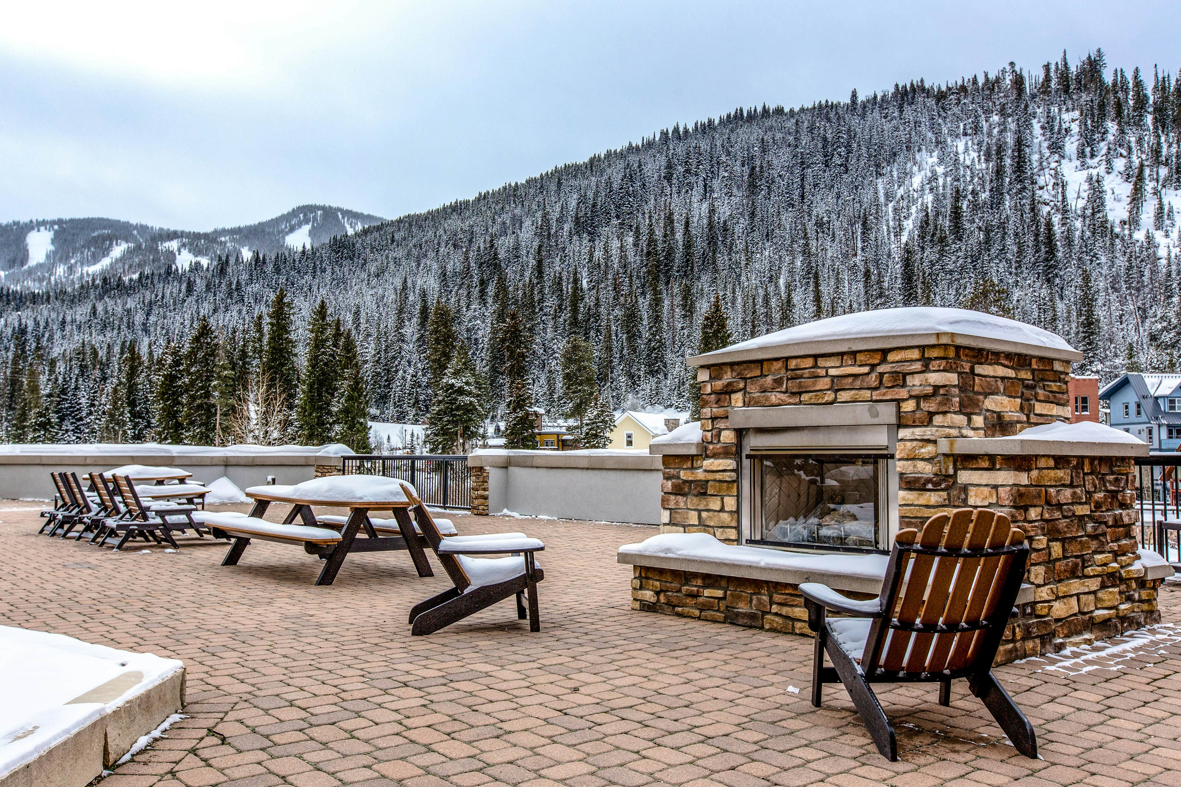 Founders Pointe 4445