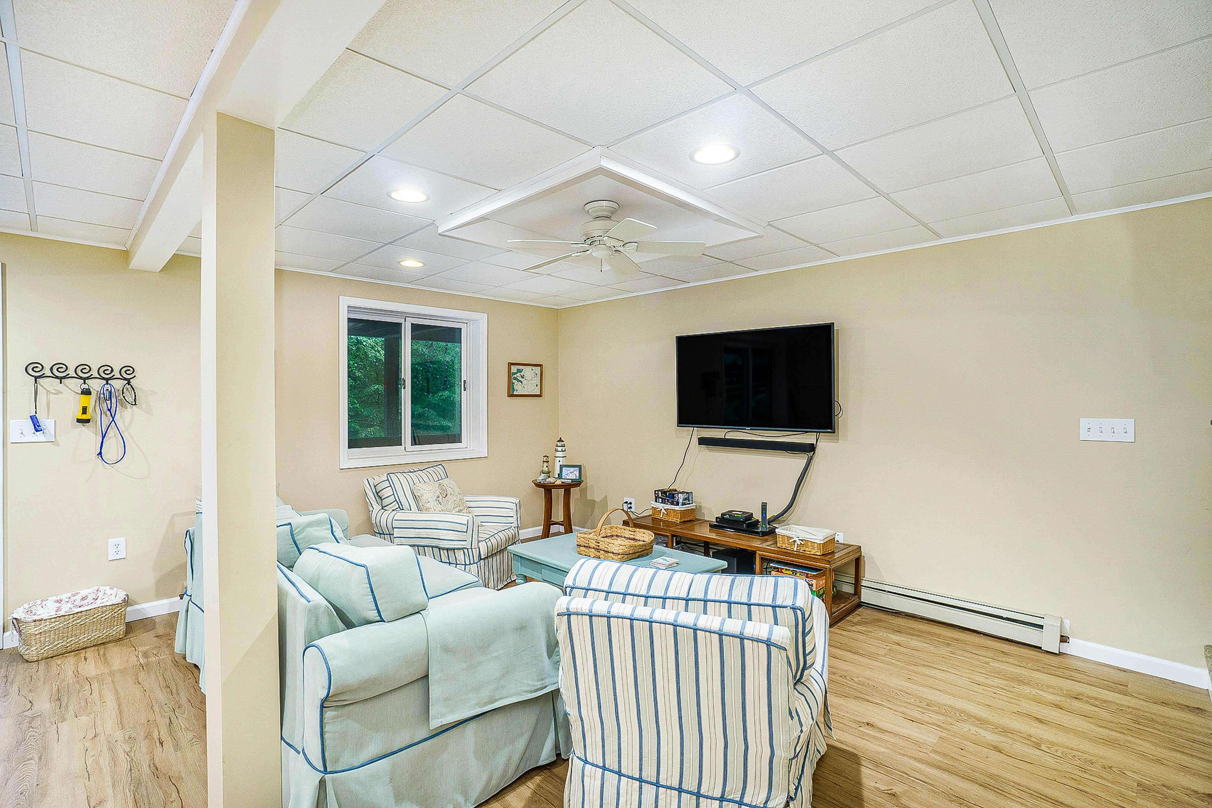 Winfield 4 BD Frankfort, MI Vacation Rental Vacasa