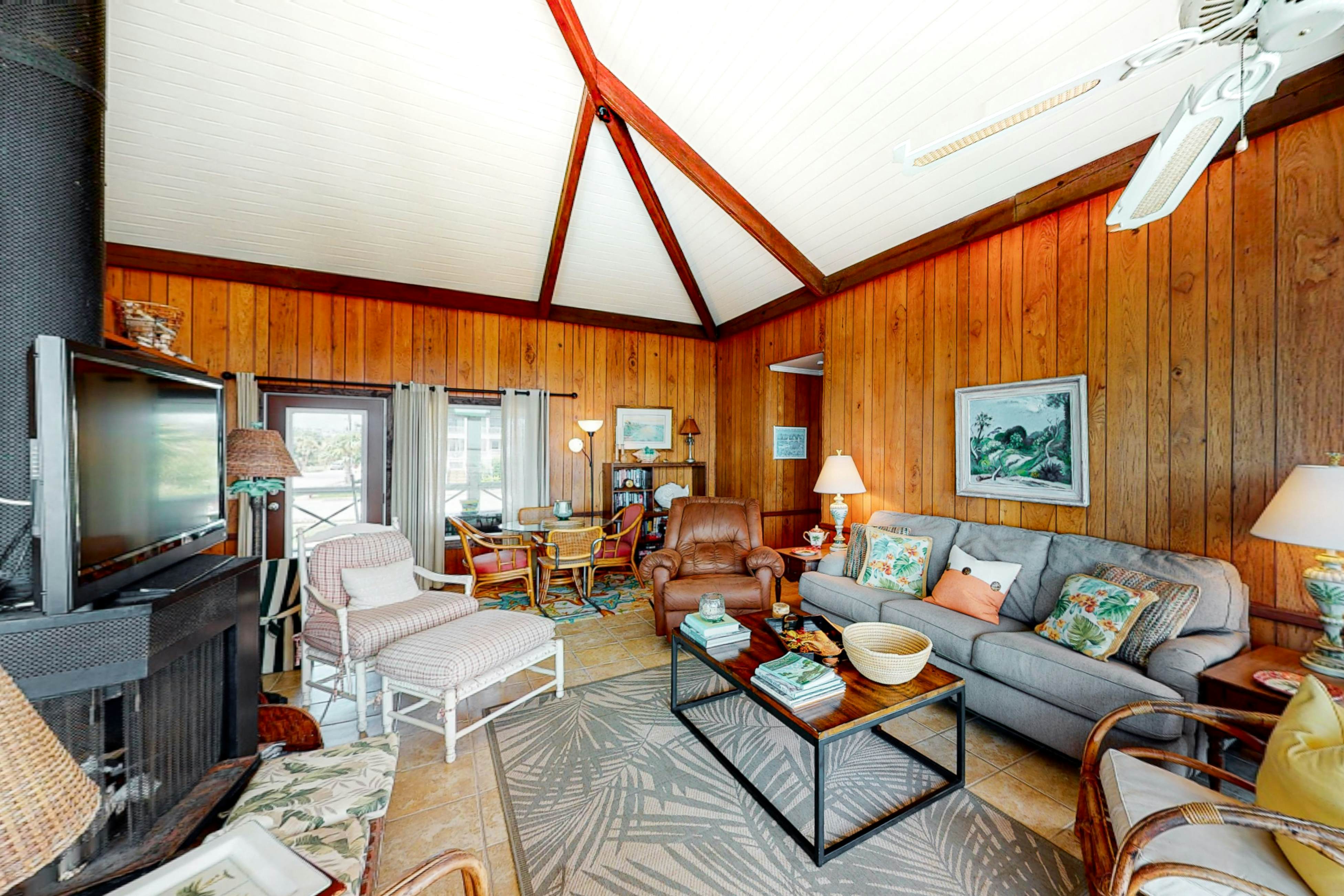 Stokes 3 BD Edisto Beach, SC Vacation Rental Vacasa