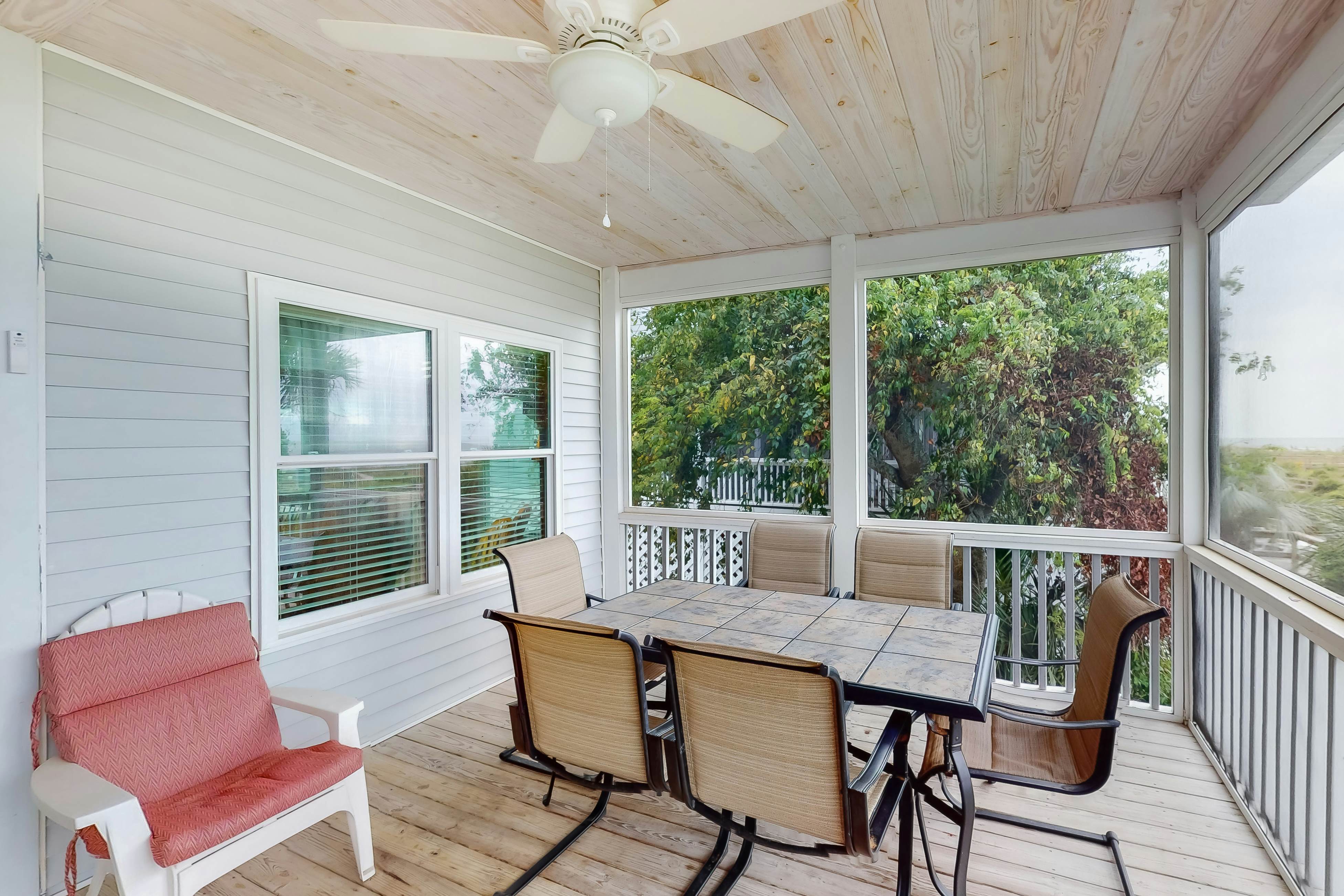 Sunset On The Sound - B Side