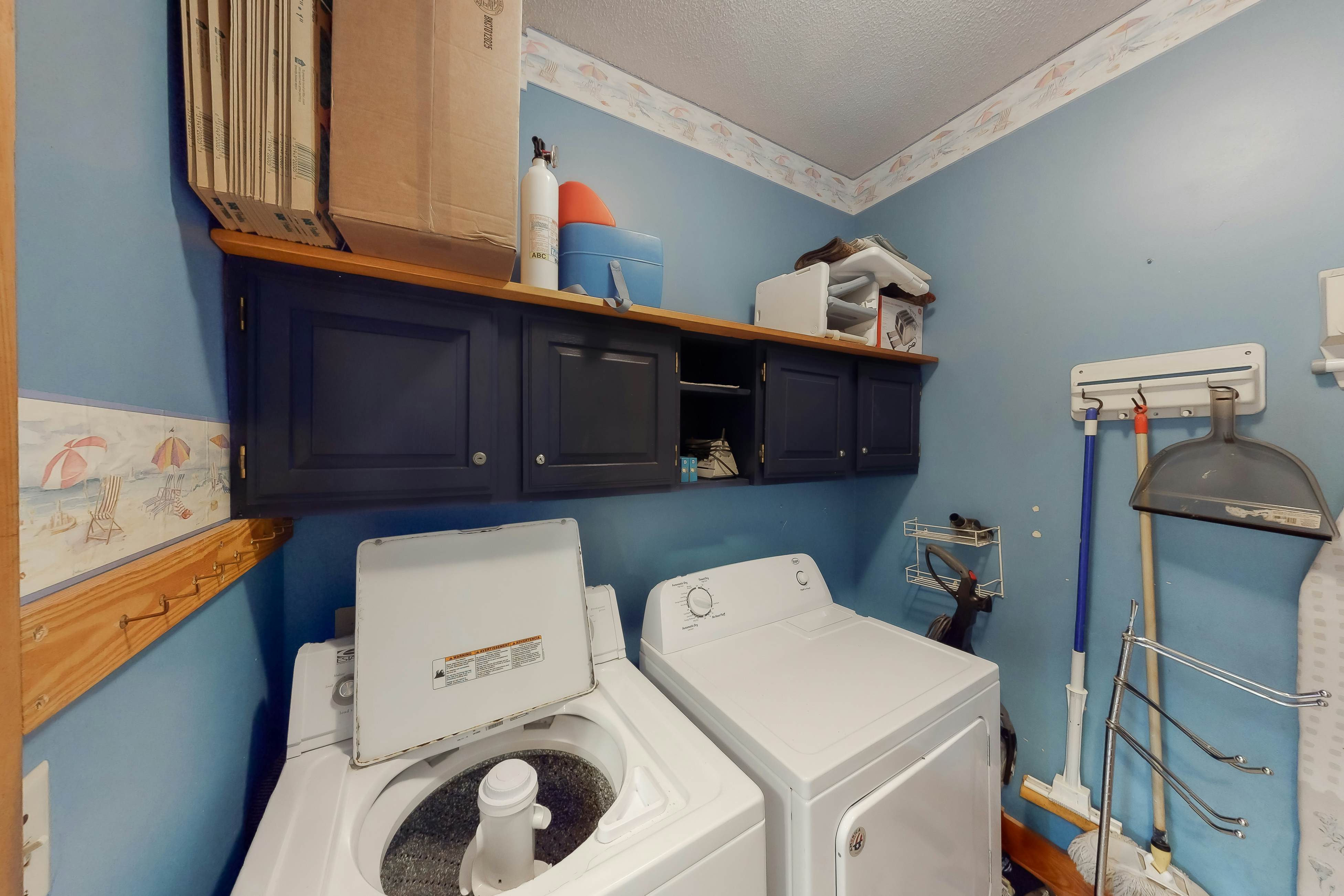 Sunset On The Sound - B Side