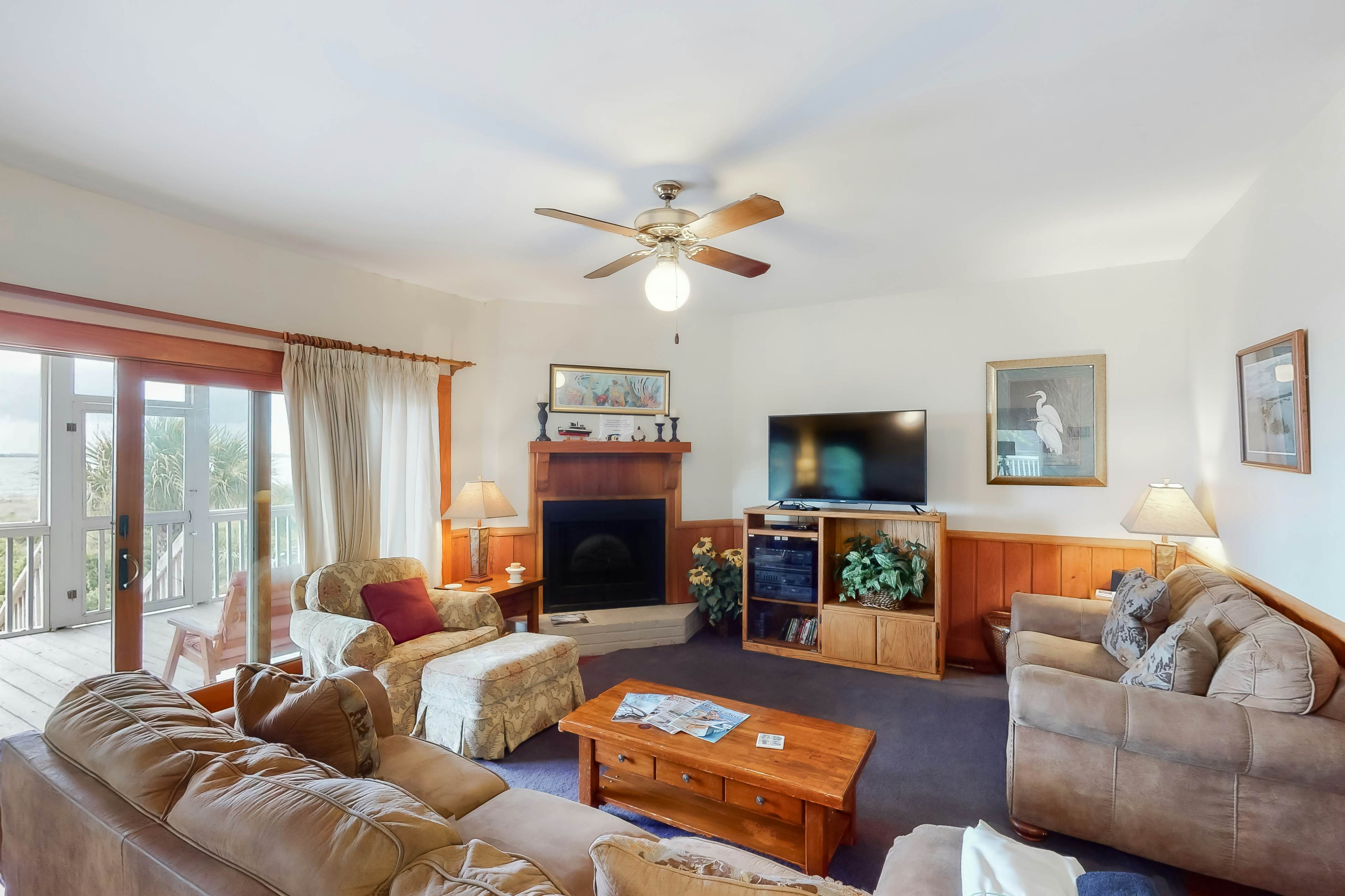 Sunset On The Sound - B Side