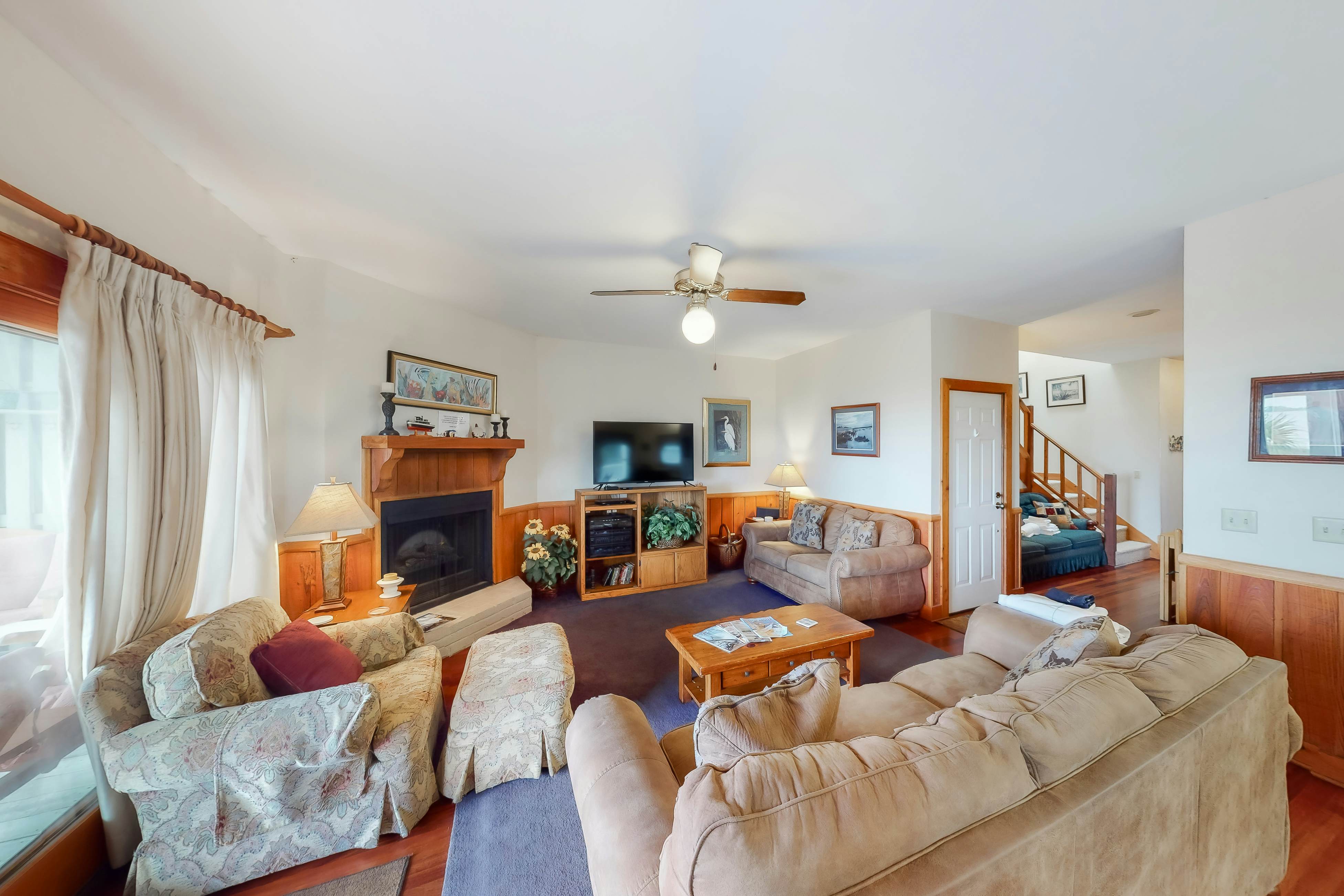 Sunset On The Sound - B Side