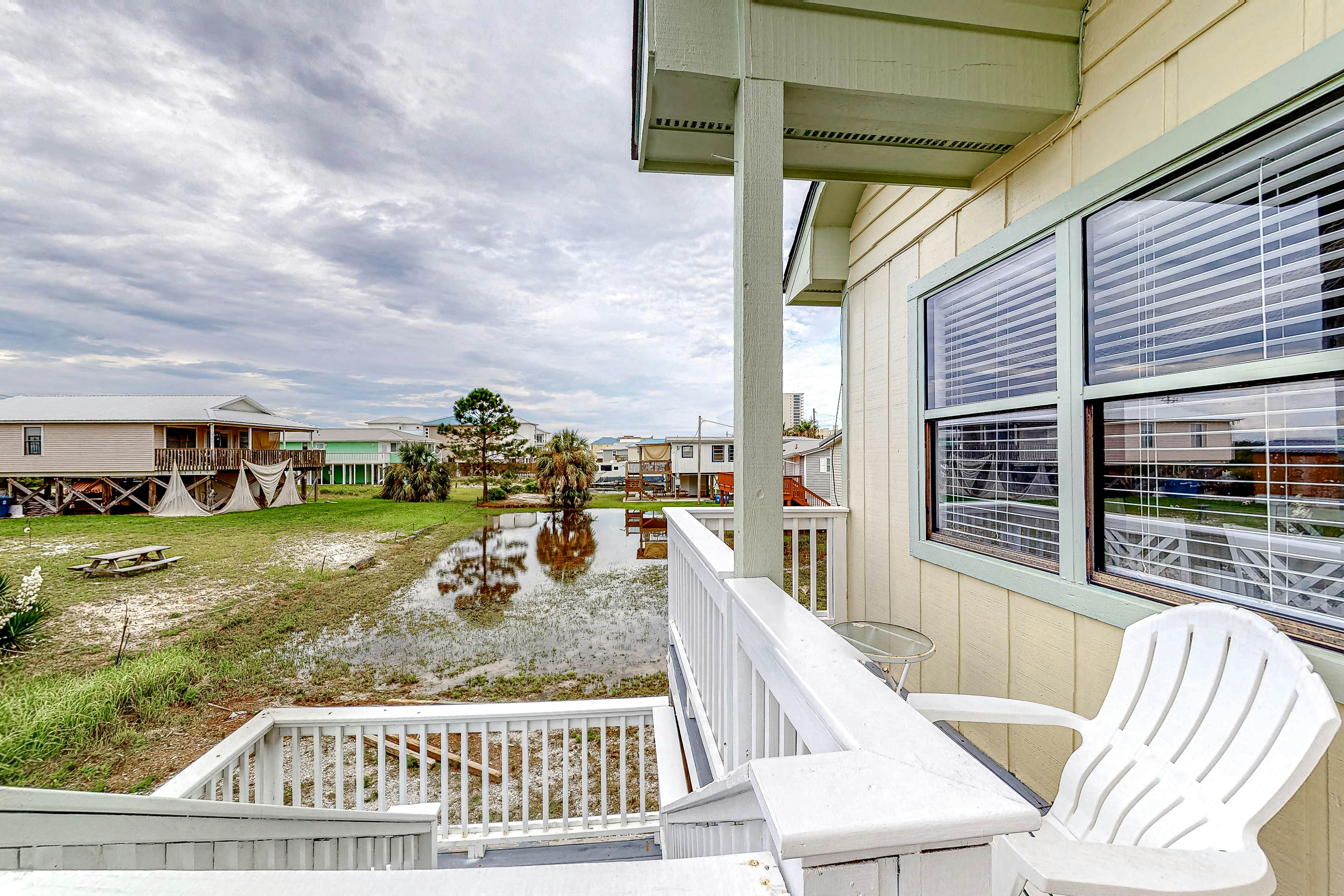 Coconut Cottage 4 BD Gulf Shores, AL Vacation Rental Vacasa