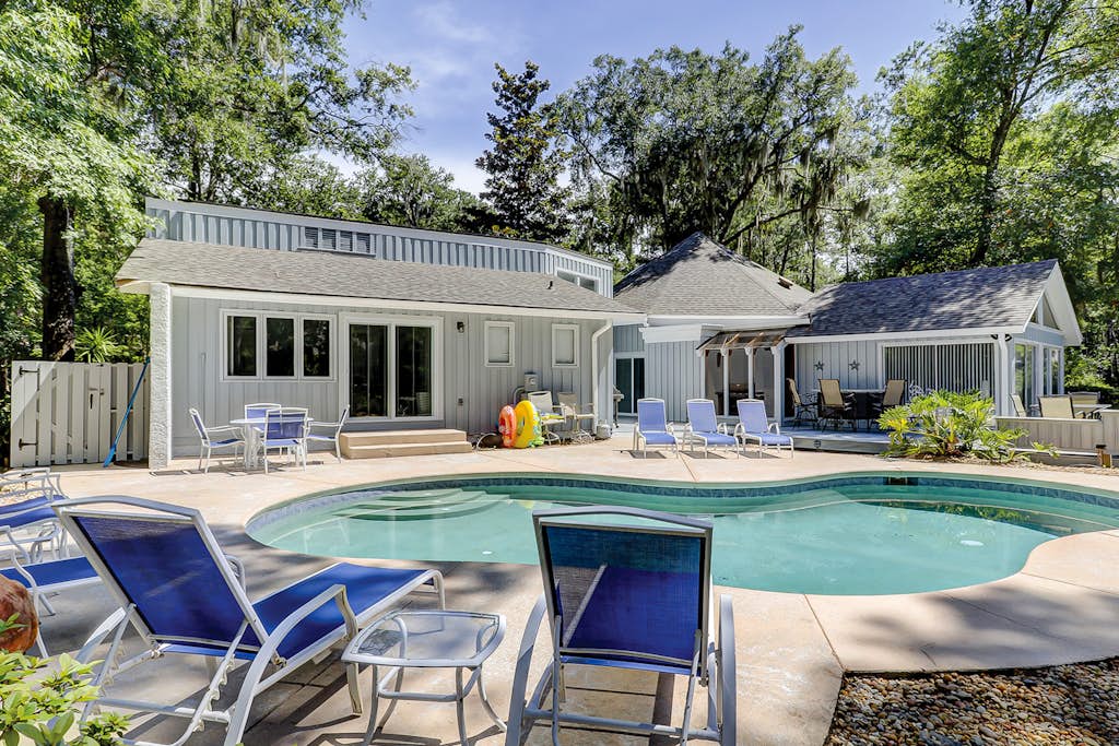 Luxurious lagoon home w/ kayaks, bikes, game room, cardio gym, & private pool — Hilton Head, SC — vacation rental