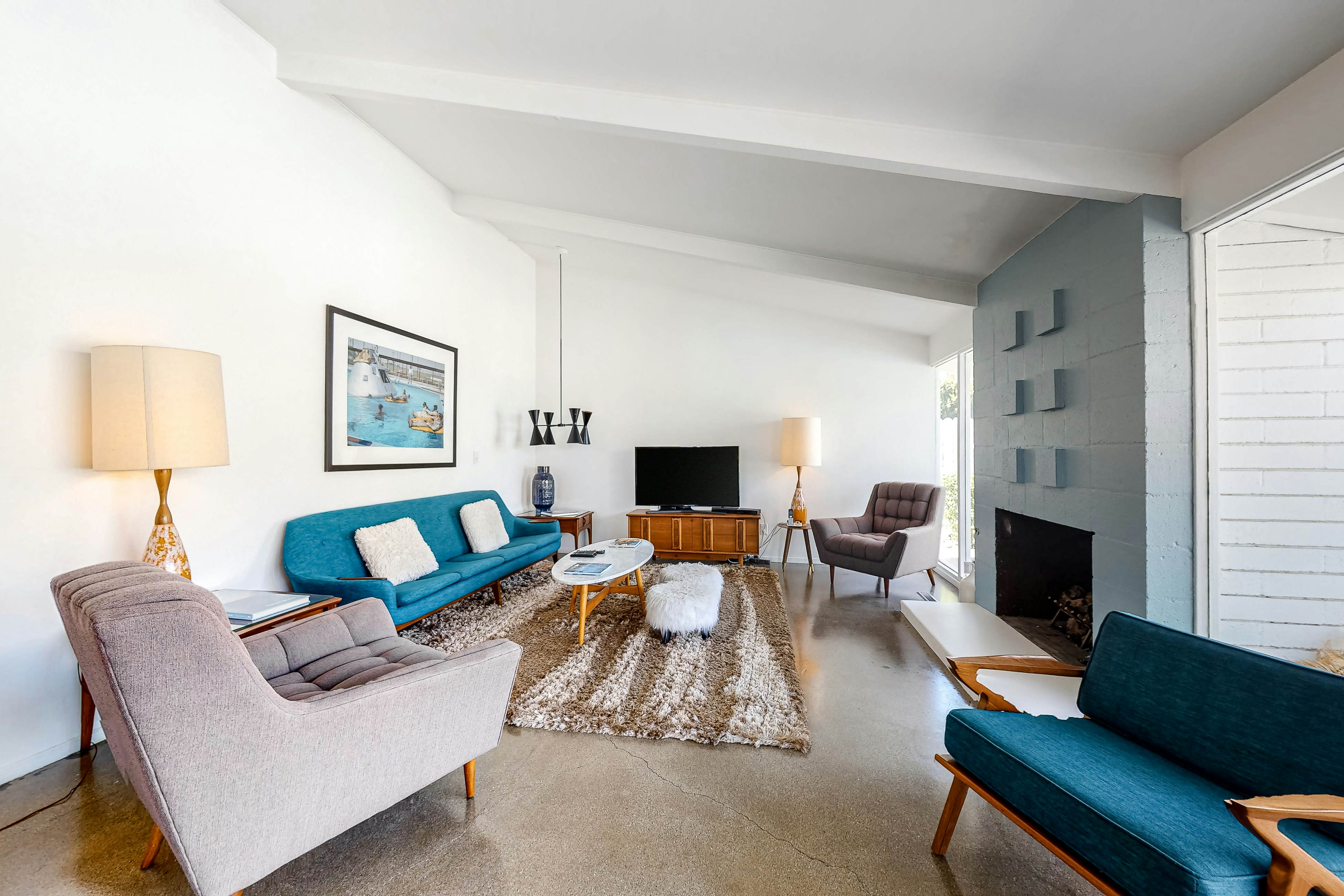 The Arrow of Twin Palms - Midcentury Alexander - 3505