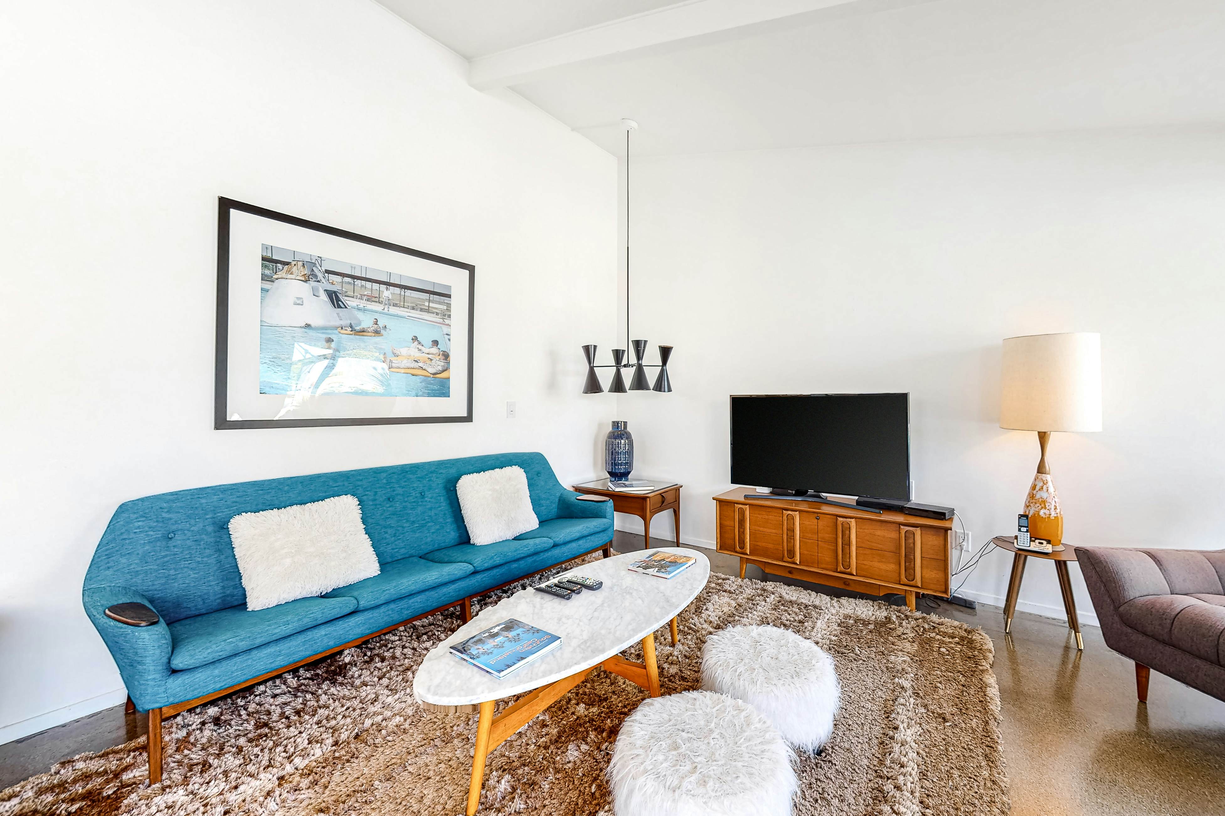 The Arrow of Twin Palms - Midcentury Alexander - 3505