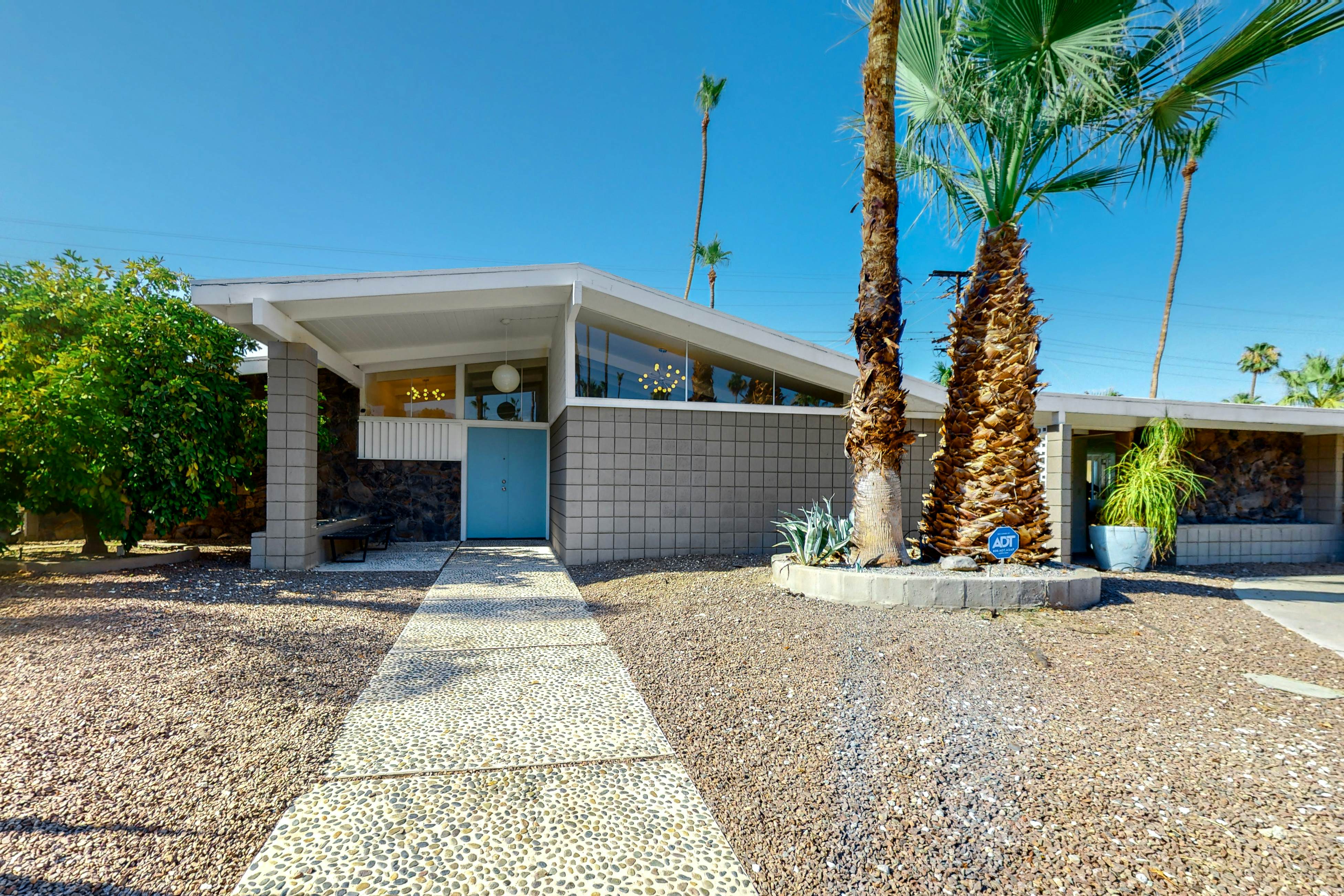 The Arrow of Twin Palms - Midcentury Alexander - 3505