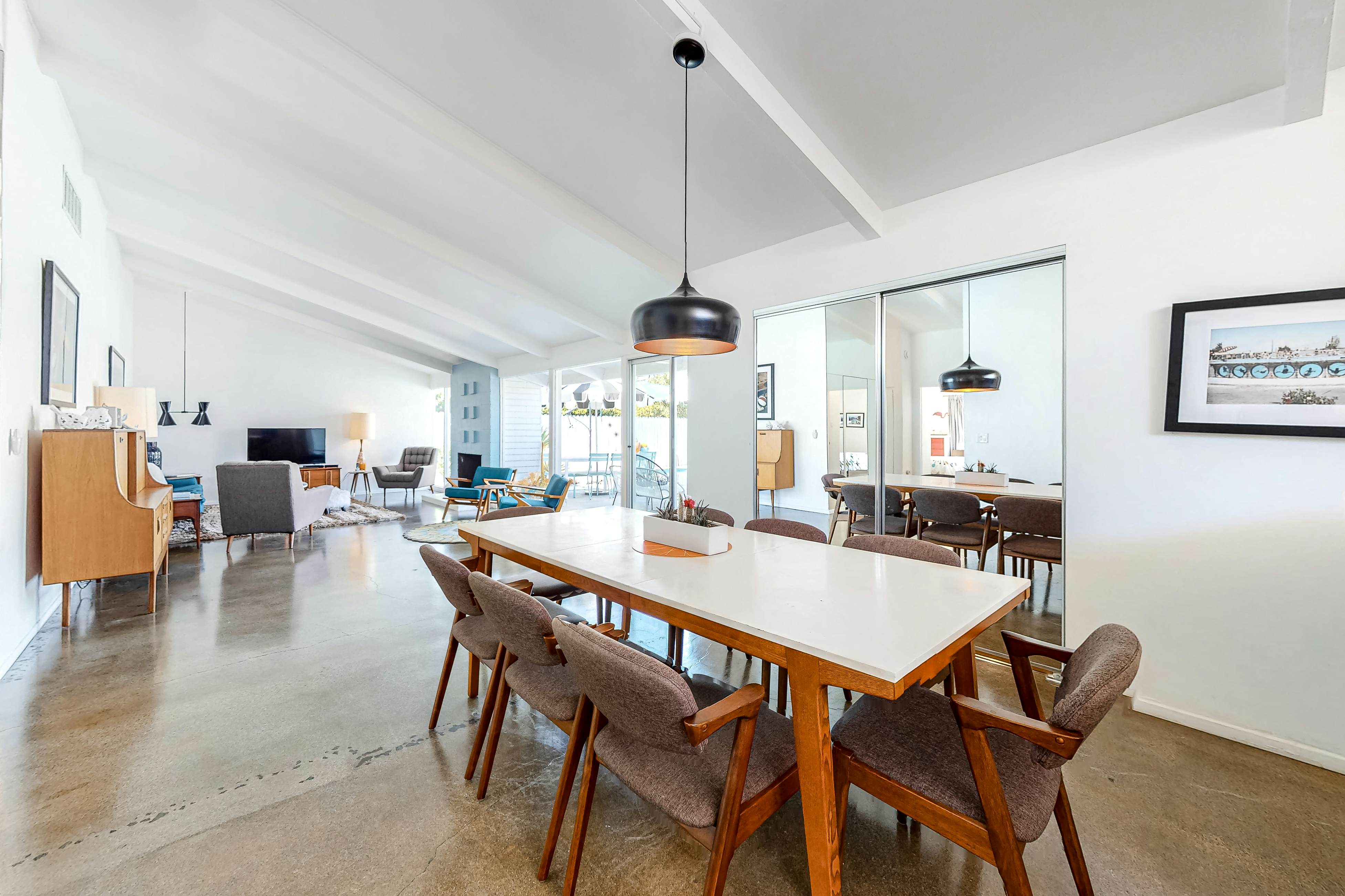 The Arrow of Twin Palms - Midcentury Alexander - 3505