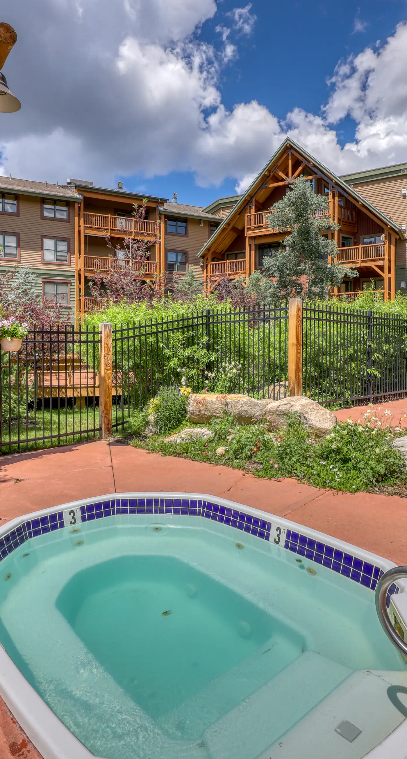 Tenderfoot Lodge 2621